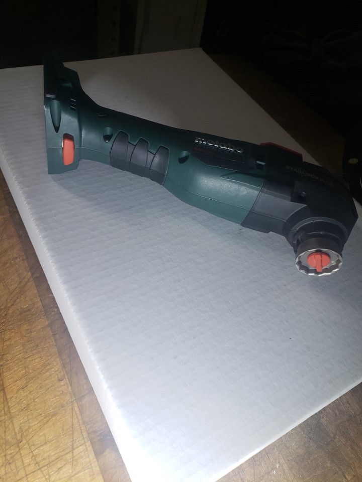 Genuine Metabo 18V MT 18 LTX Bl QSL Multi Tool (New open box) Bare tool