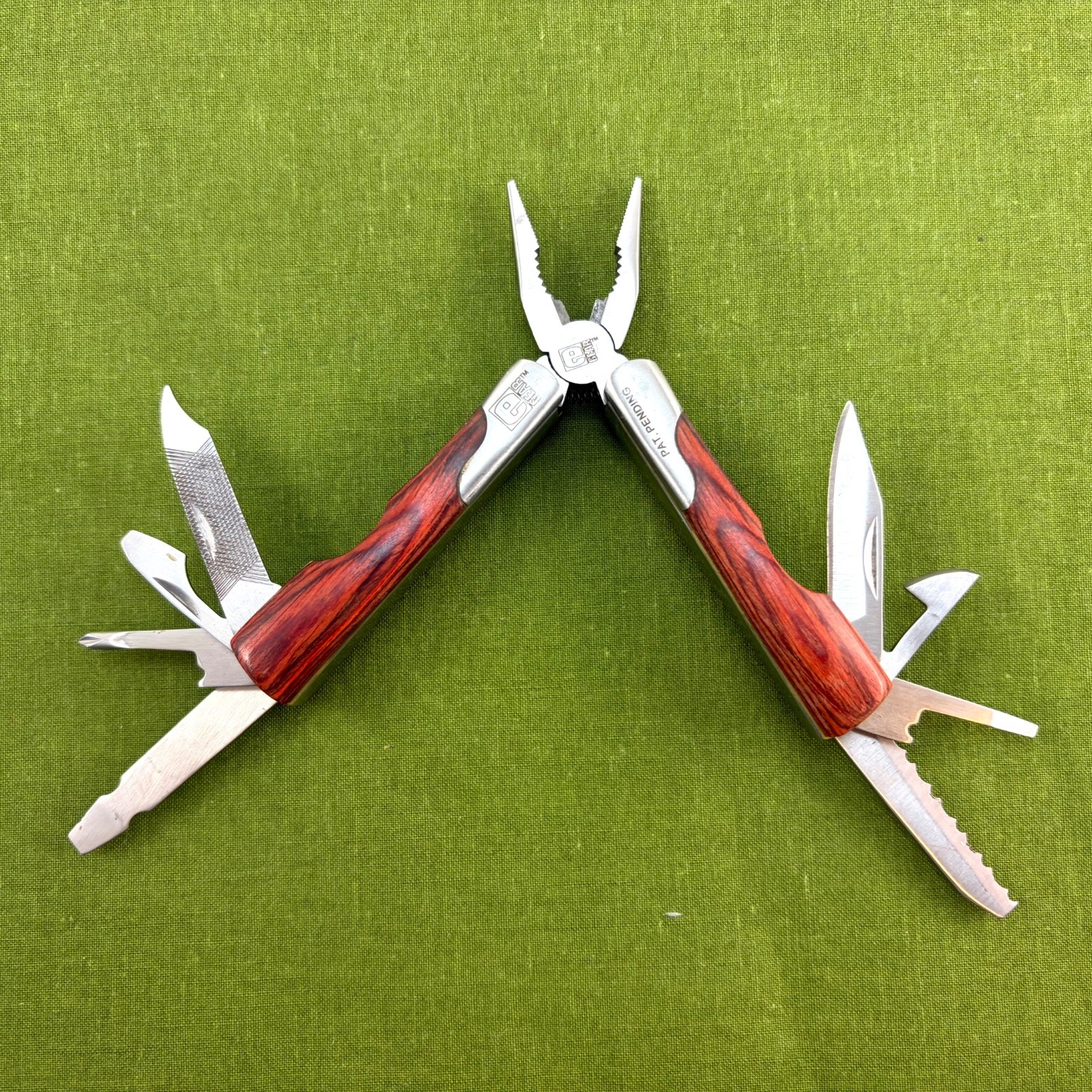 e GEAR 3 PIECE ALL PURPOSE TOOL SET / 18-in-1 & 12-in-1 PLIERS, KNIFE