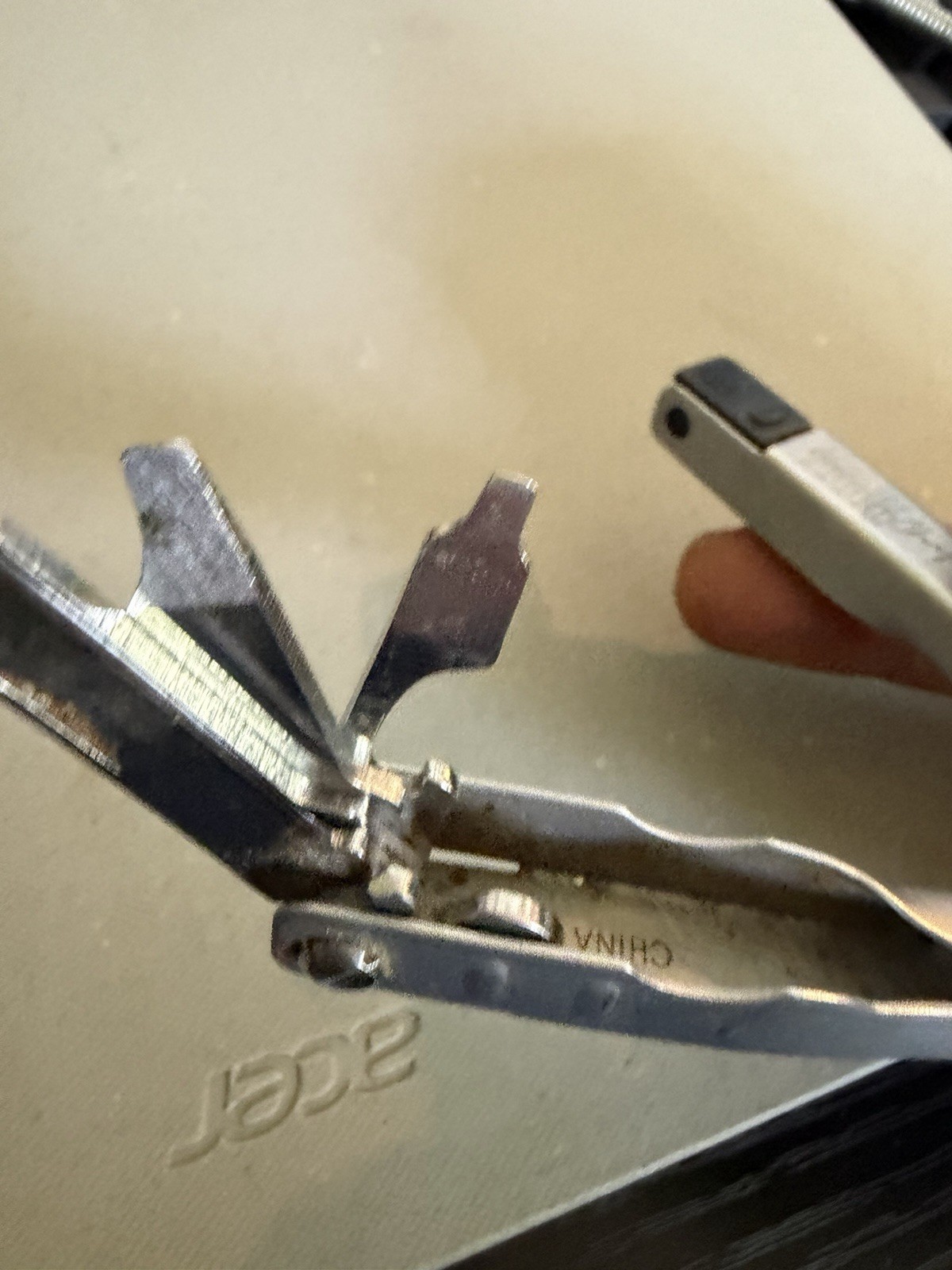 Schrade Tough Chip Compact Multi-Tool Cutters Knife Folding EDC Tool USA