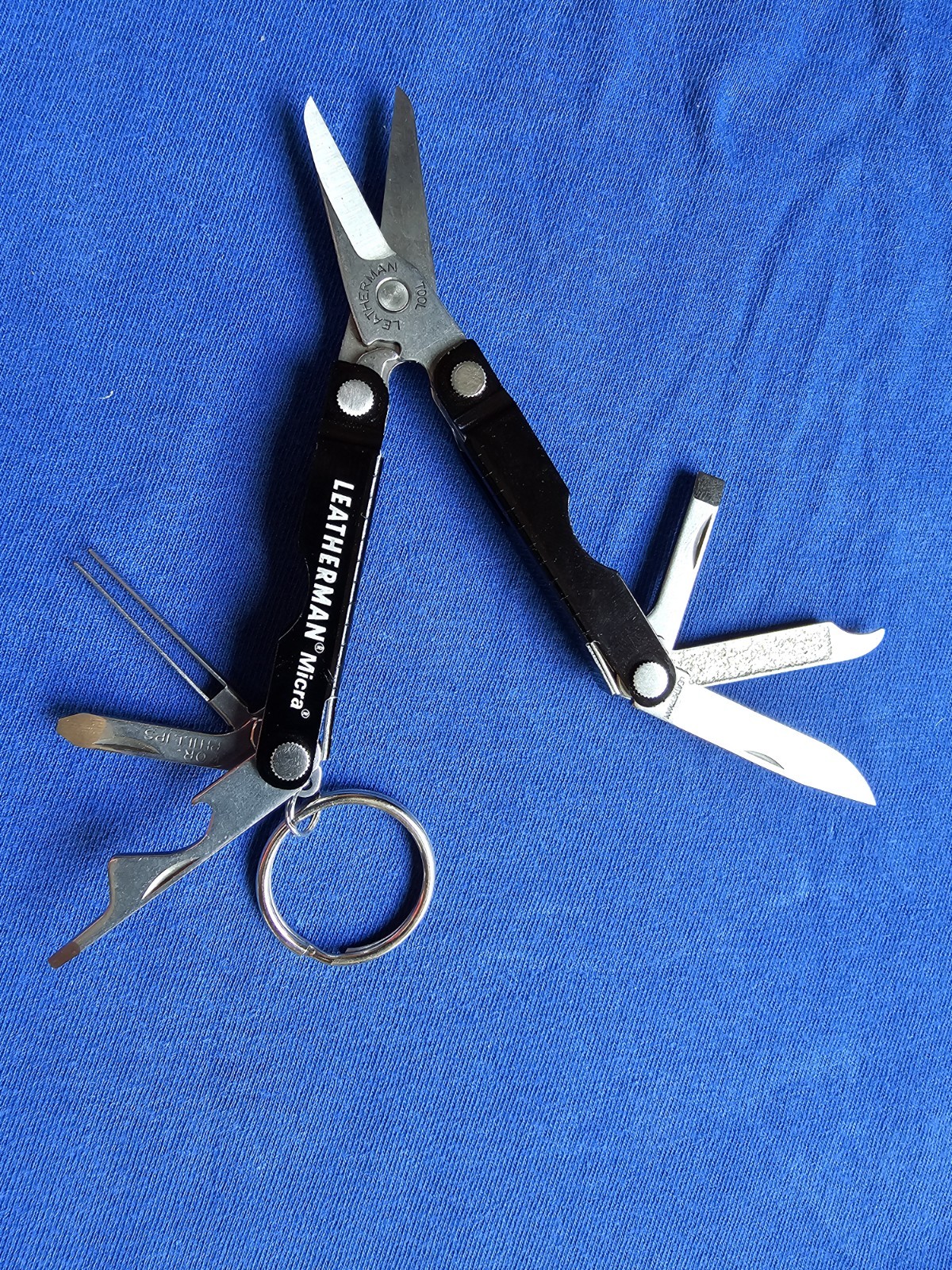 Leatherman Micra Mini Multi-Tool, Knife, Scissors, Key Ring, Black.