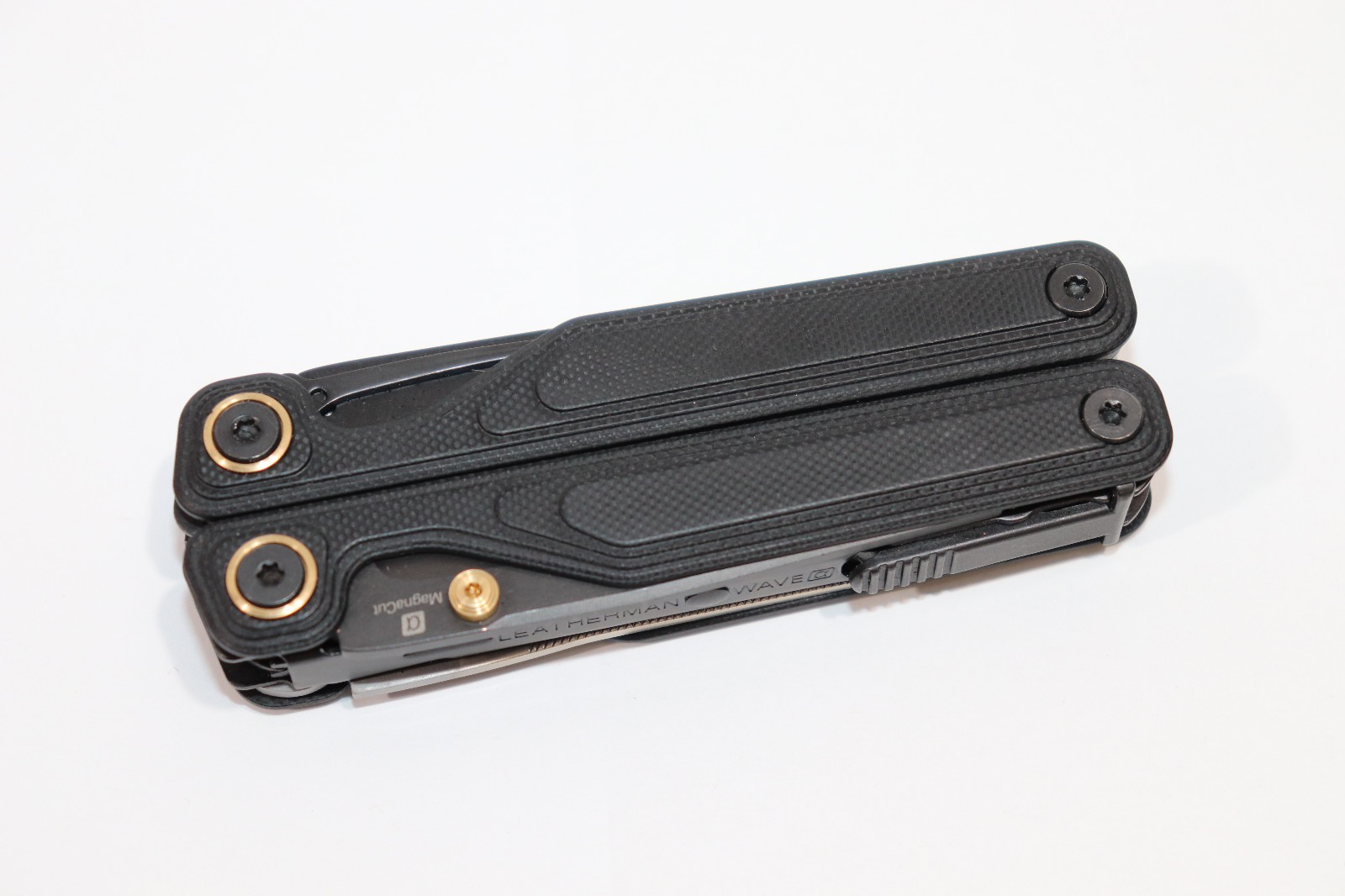 Leatherman Wave Alpha Multitool Black Oxide New (Open Box)