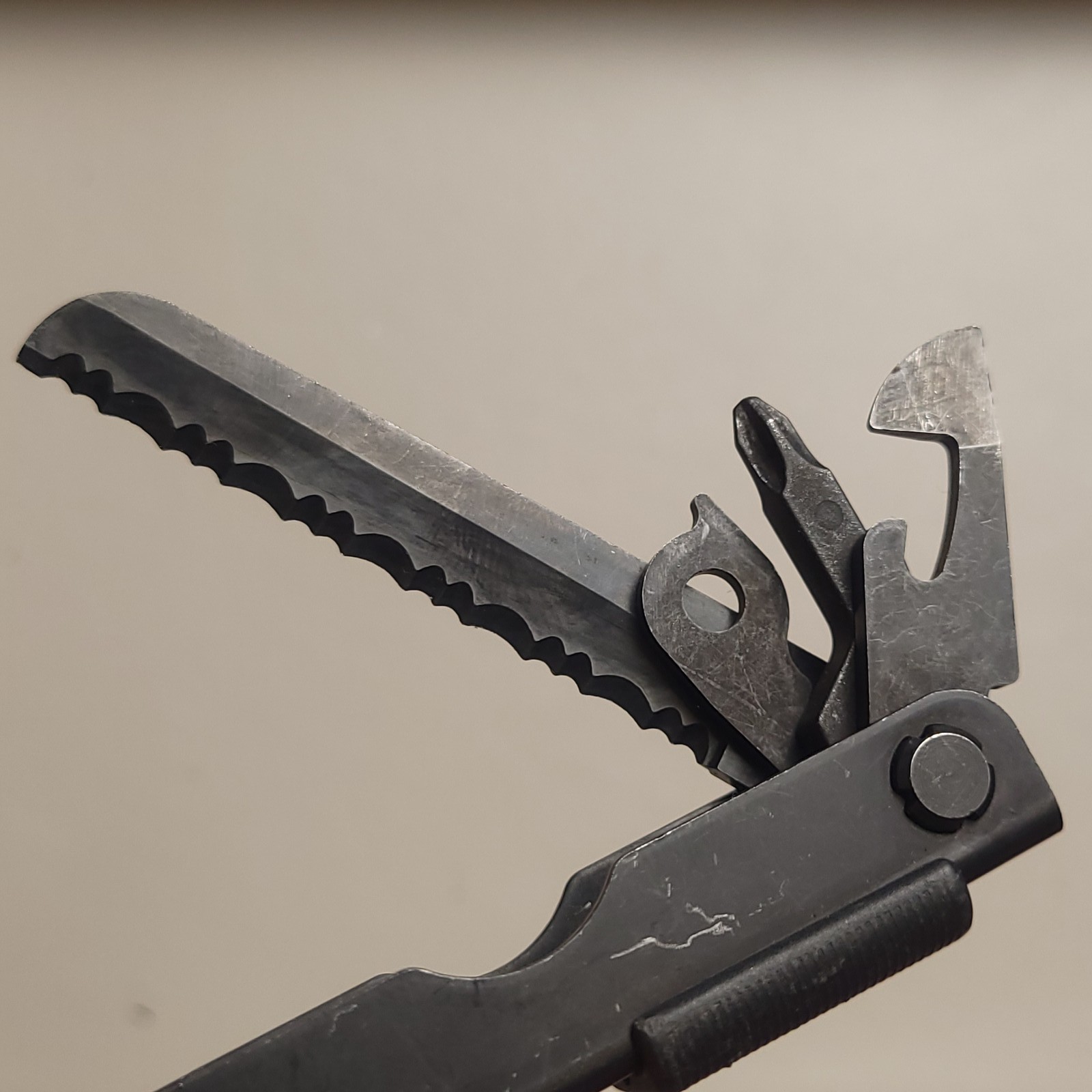 Gerber MP600 Multi Tool Black Oxide Multi-Plier Pocket Knife Pliers EDC