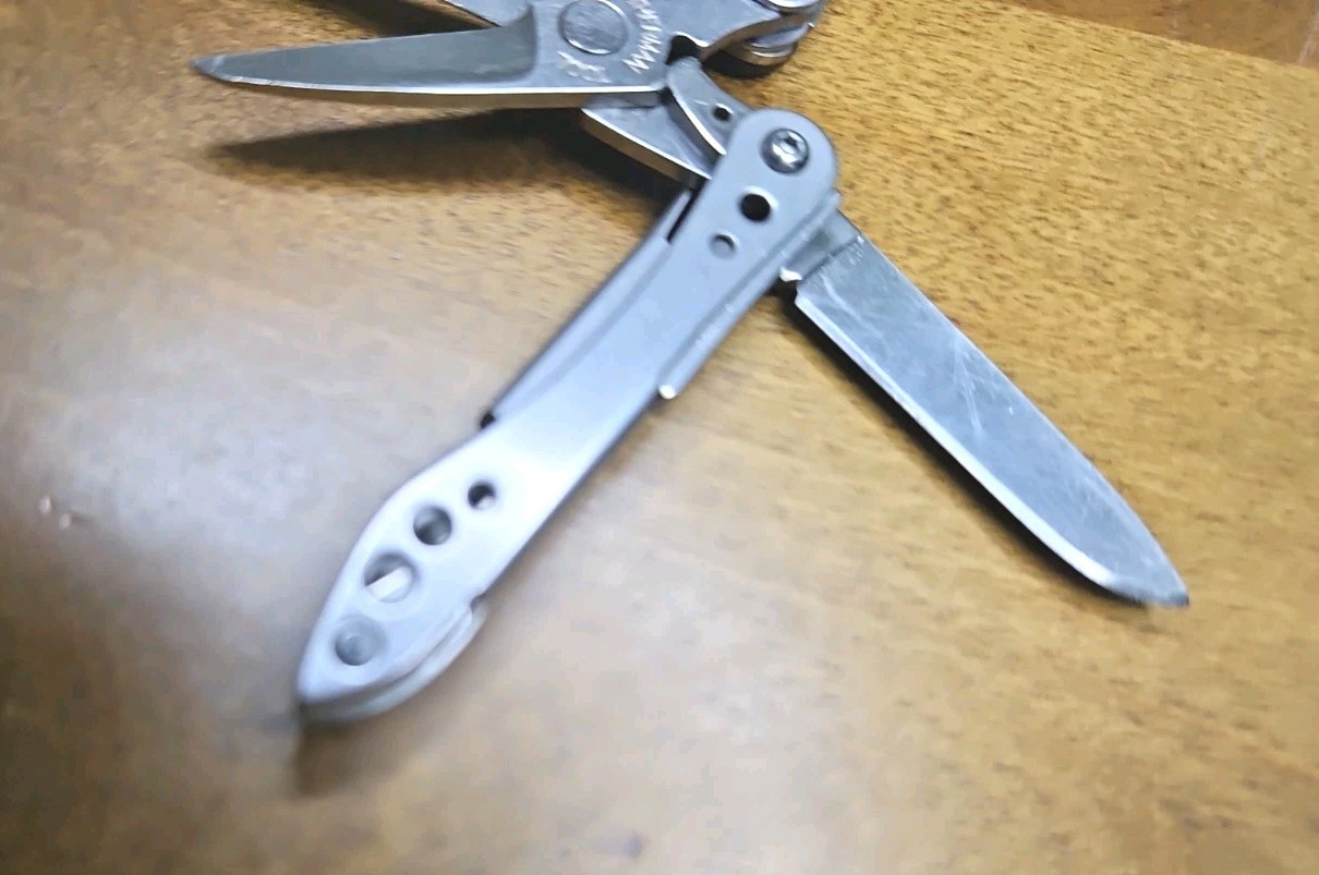 LEATHERMAN STYLE CS Black Multi-Tool Knife File Tweezer Carabiner