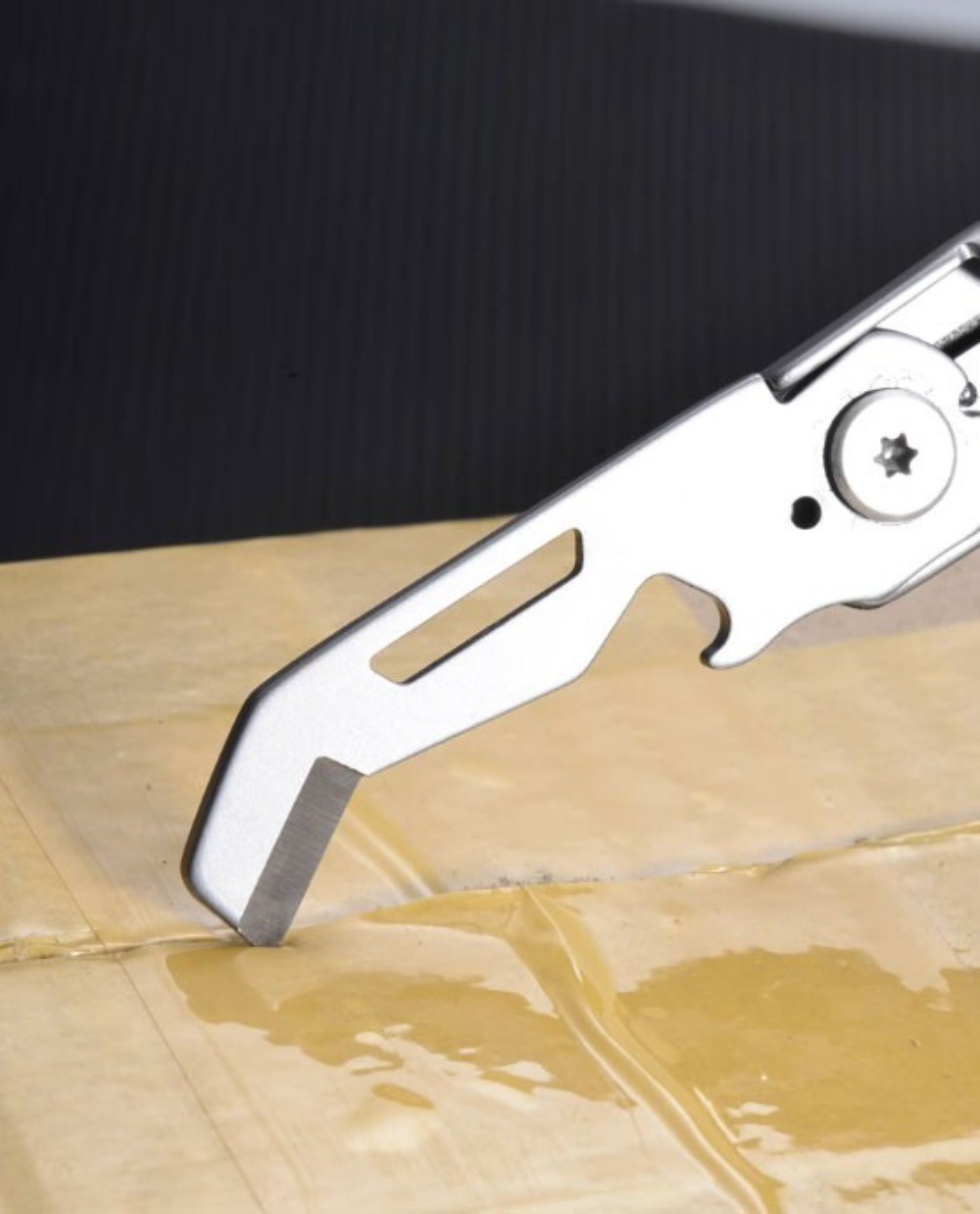 Stainless Steel Car Keychain Multi Tools Opener Outdoor Portable Key Pendant EDC