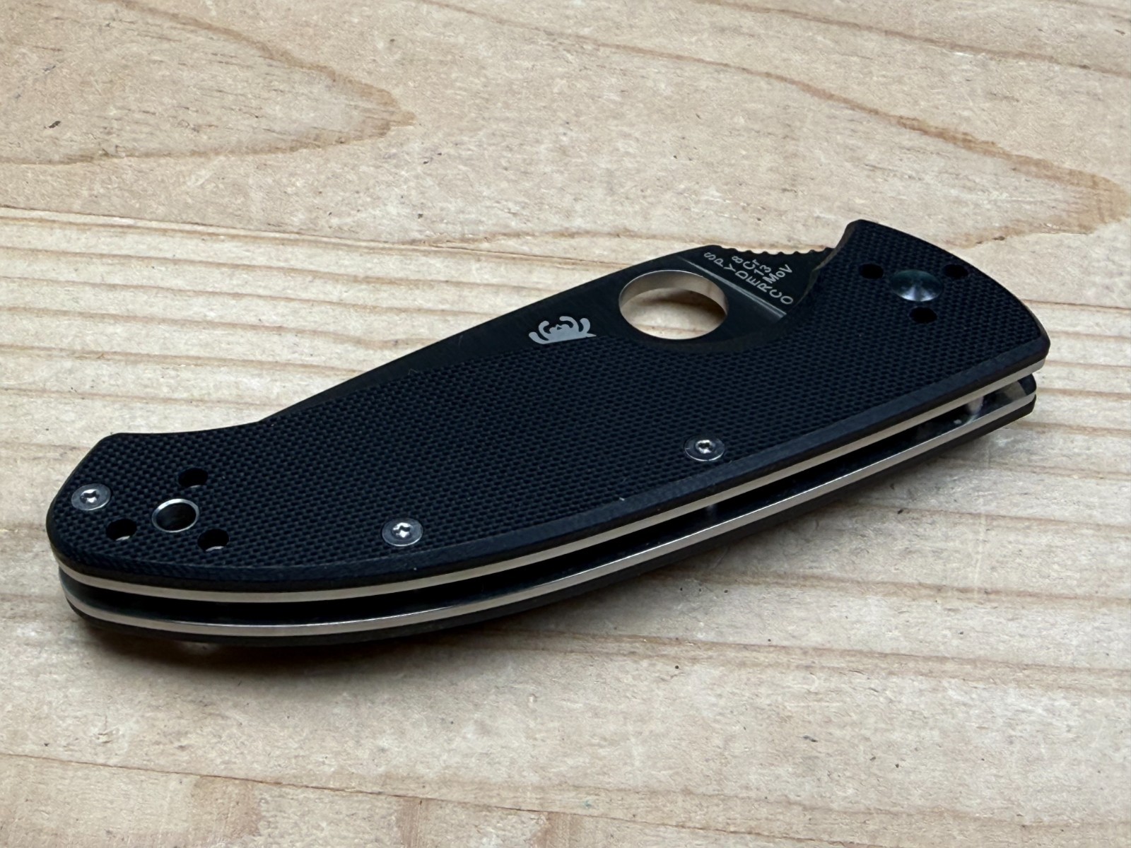 Spyderco Tenacious 8Cr13MoV Straight Edge Black G-10 Blade Folding Pocket Knife