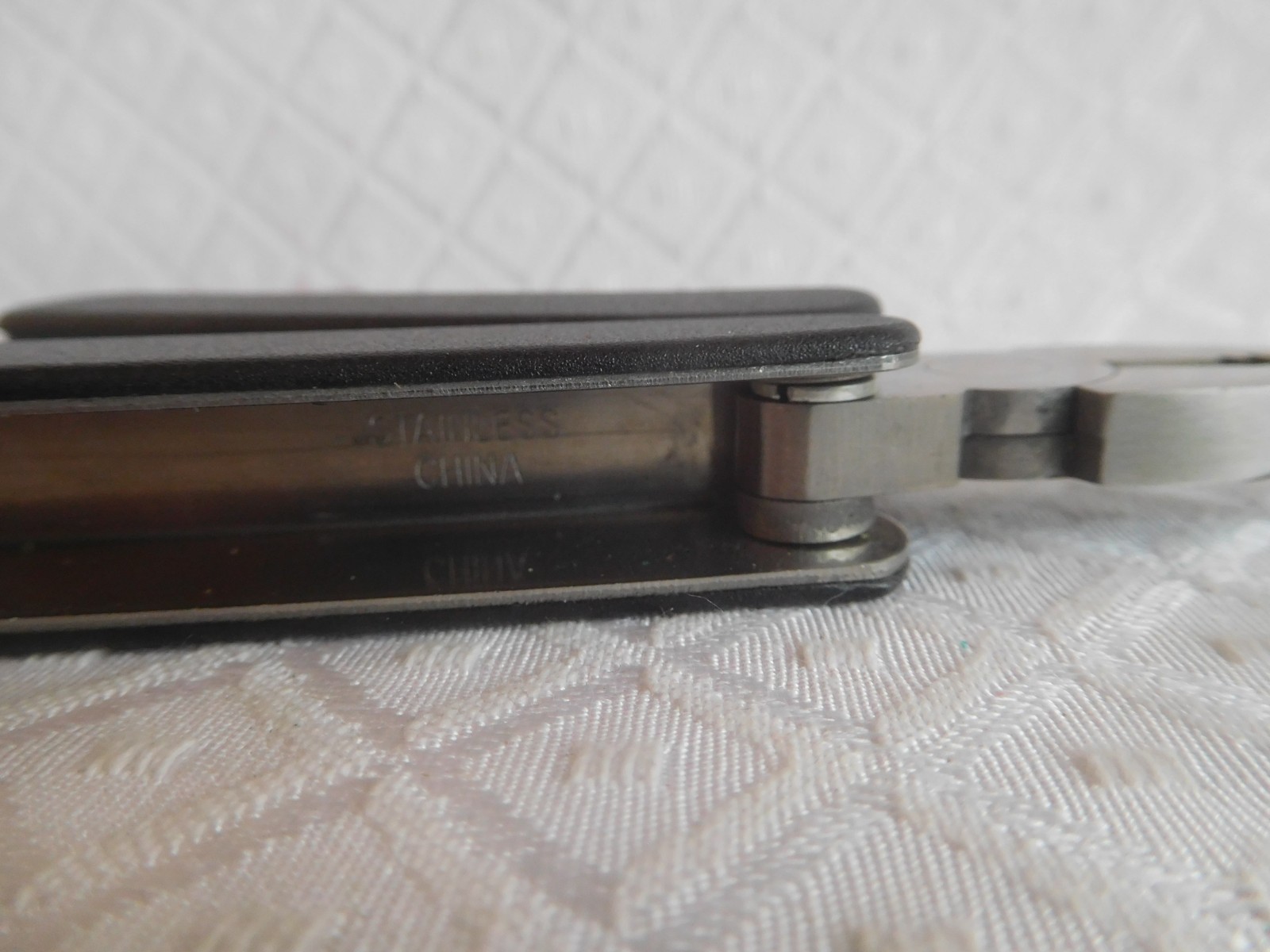 Aker Kvaerner multitool folding knife pliers small Stainless China