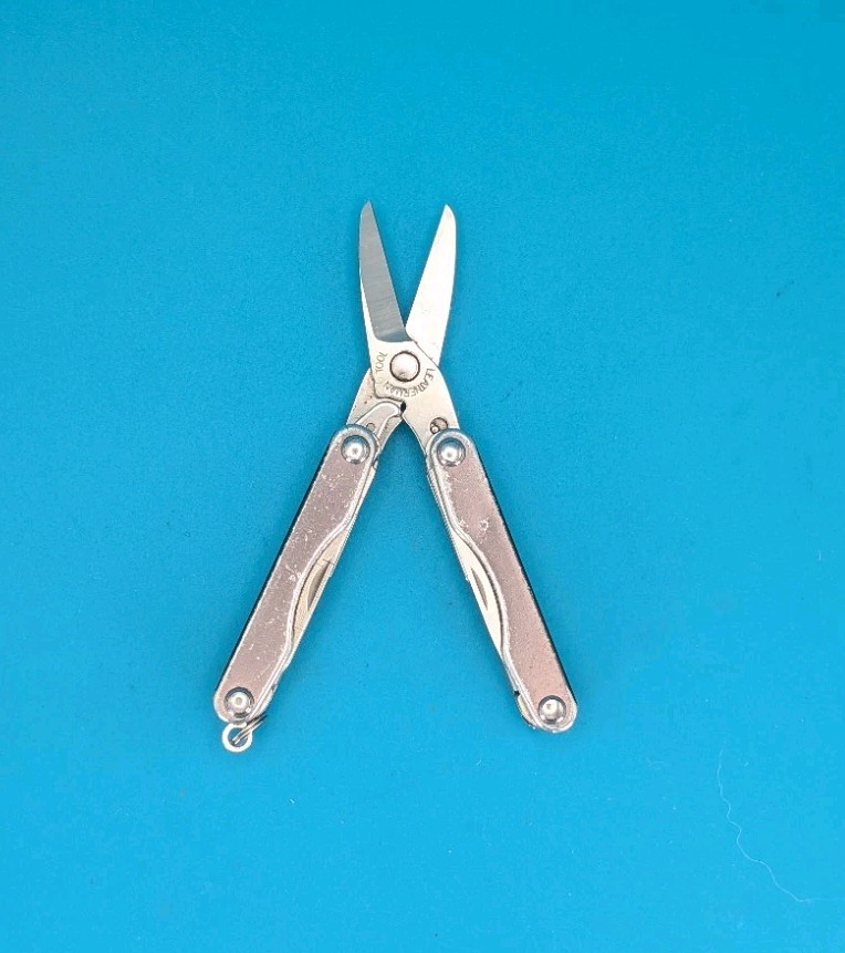 Leatherman Squirt S4 Multi-Tool, Key Ring, Retired, GRAY!