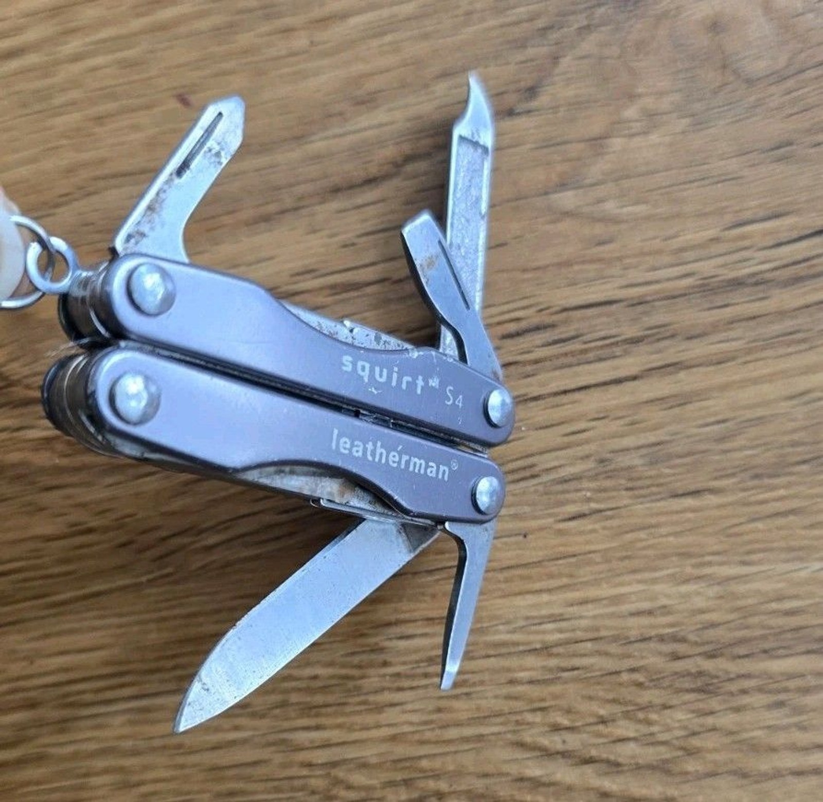 Leatherman Squirt S4 Gray Silver Knife with Original Tweezers Retired Multi-Tool