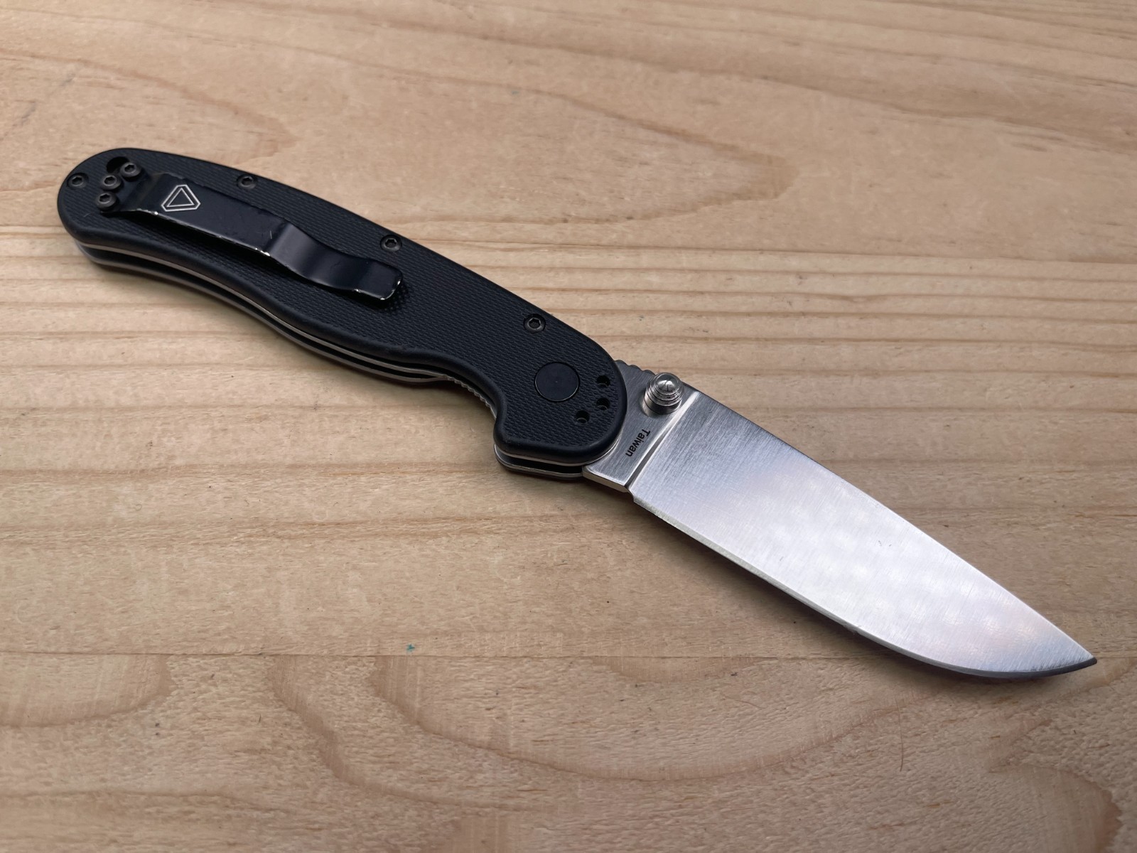 Ontario Knife Co. RAT Model II AUS-8 Folding Pocket Knife – Very Nice
