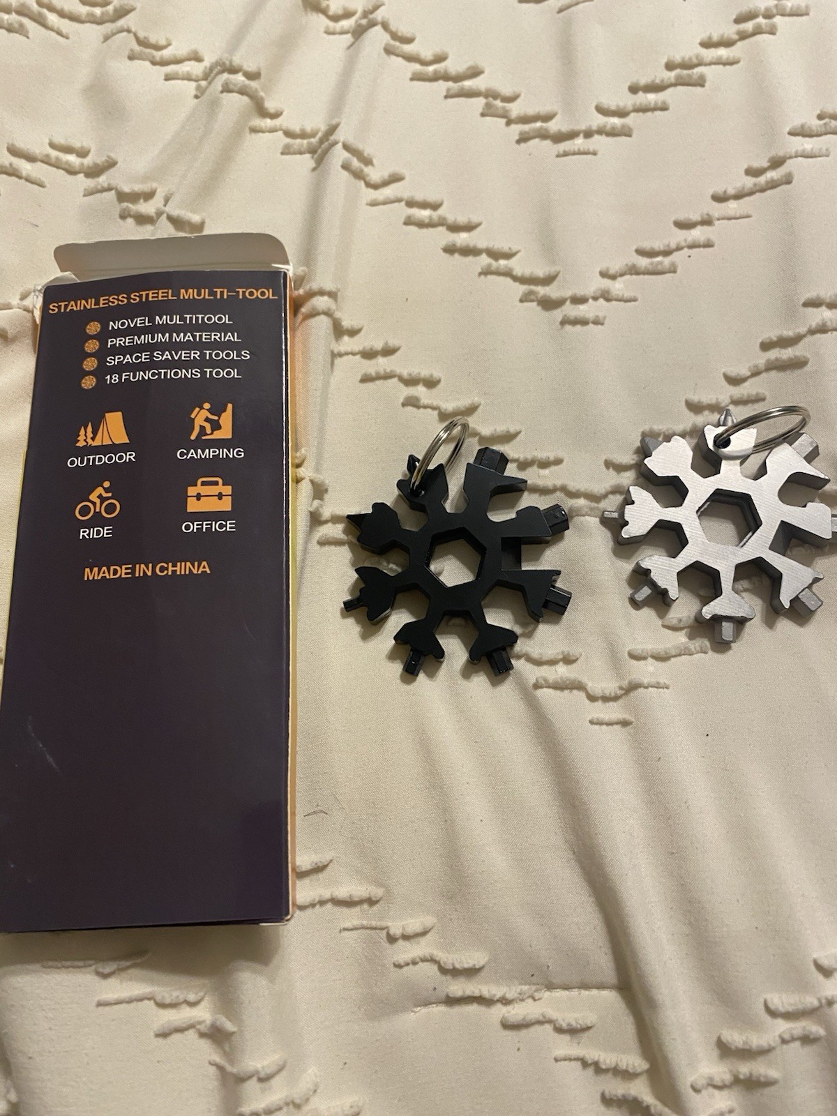 NWT 2 Pack 18-in-1 Snowflake Multitool Stainless Steel Keychain