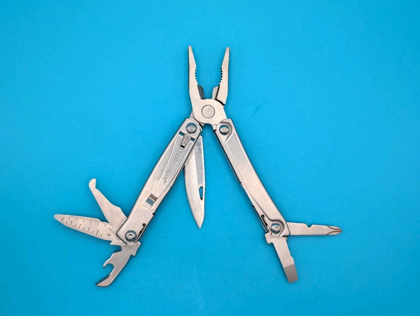 Leatherman Rev 3.8″ Multi-Tool, Stainless!