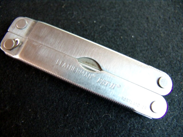 LEATHERMAN PST II -08-01-MULTI TOOL-w/LEATHER LEATHERMAN CASE-RETIRED COLLCTBLE