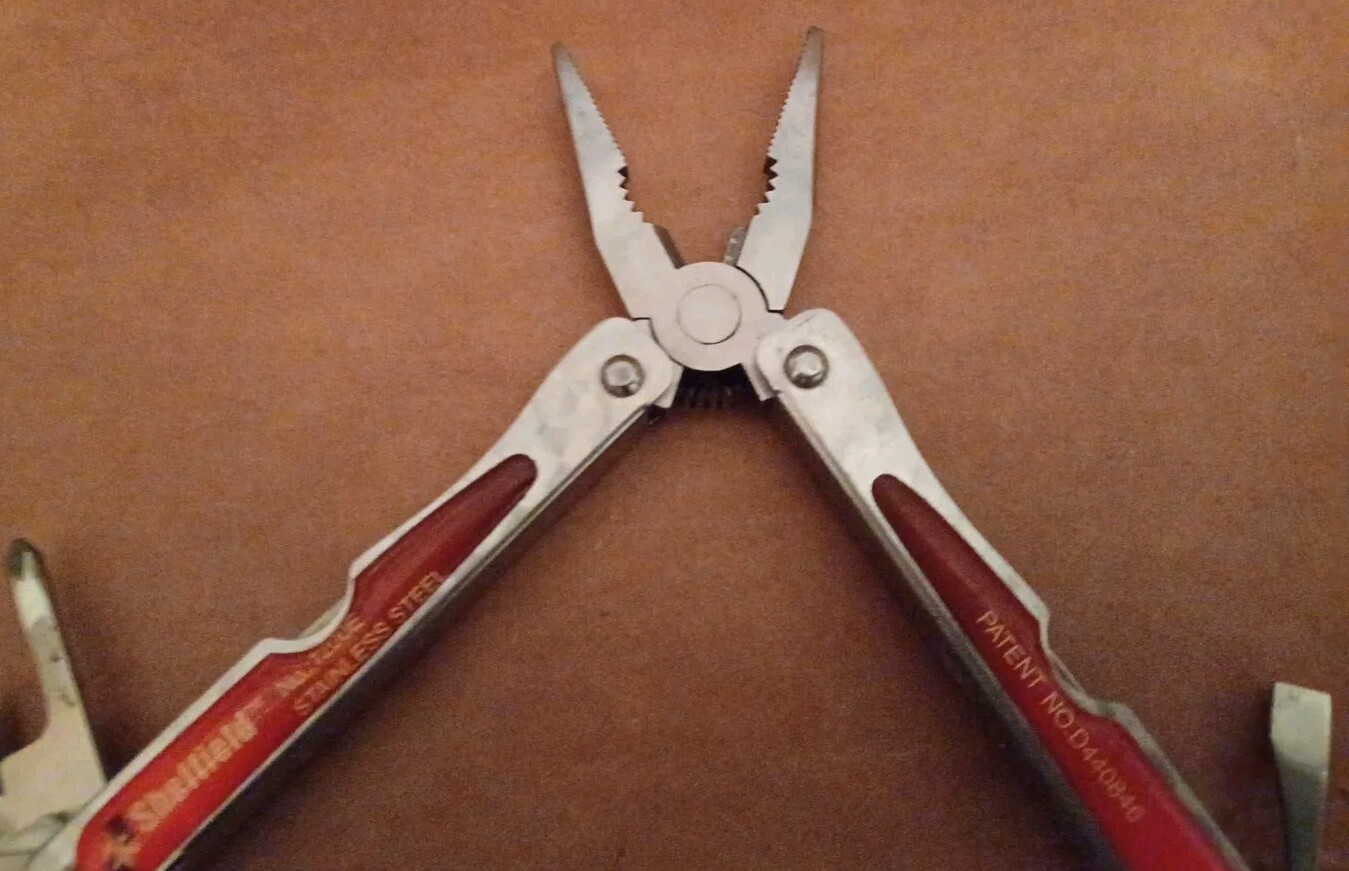 Sheffield Stainless Steel Multi Tool – No. 1200E