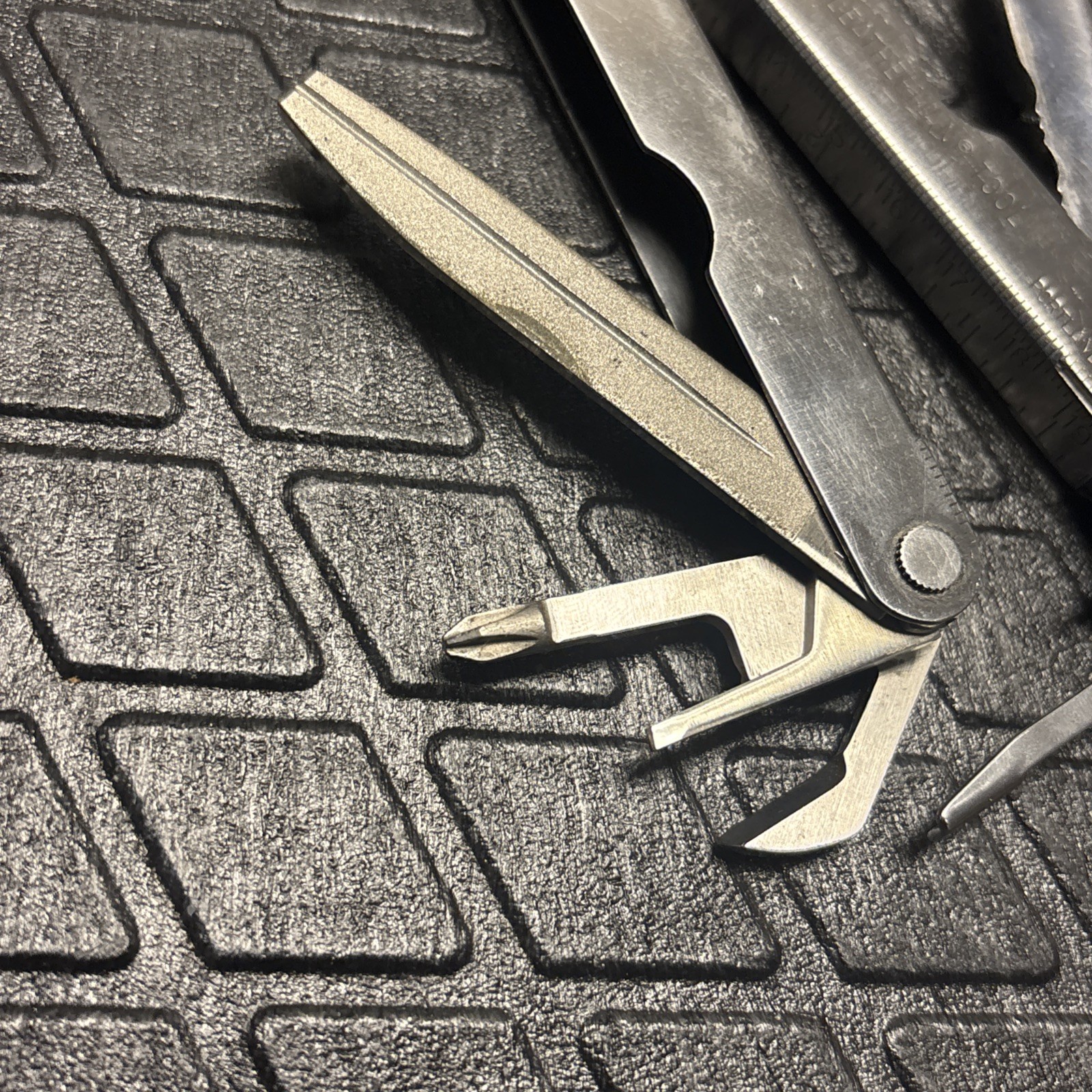 Vintage Original Leatherman Pocket Survival Tool 2 PST II Stamped 0496 / 0896