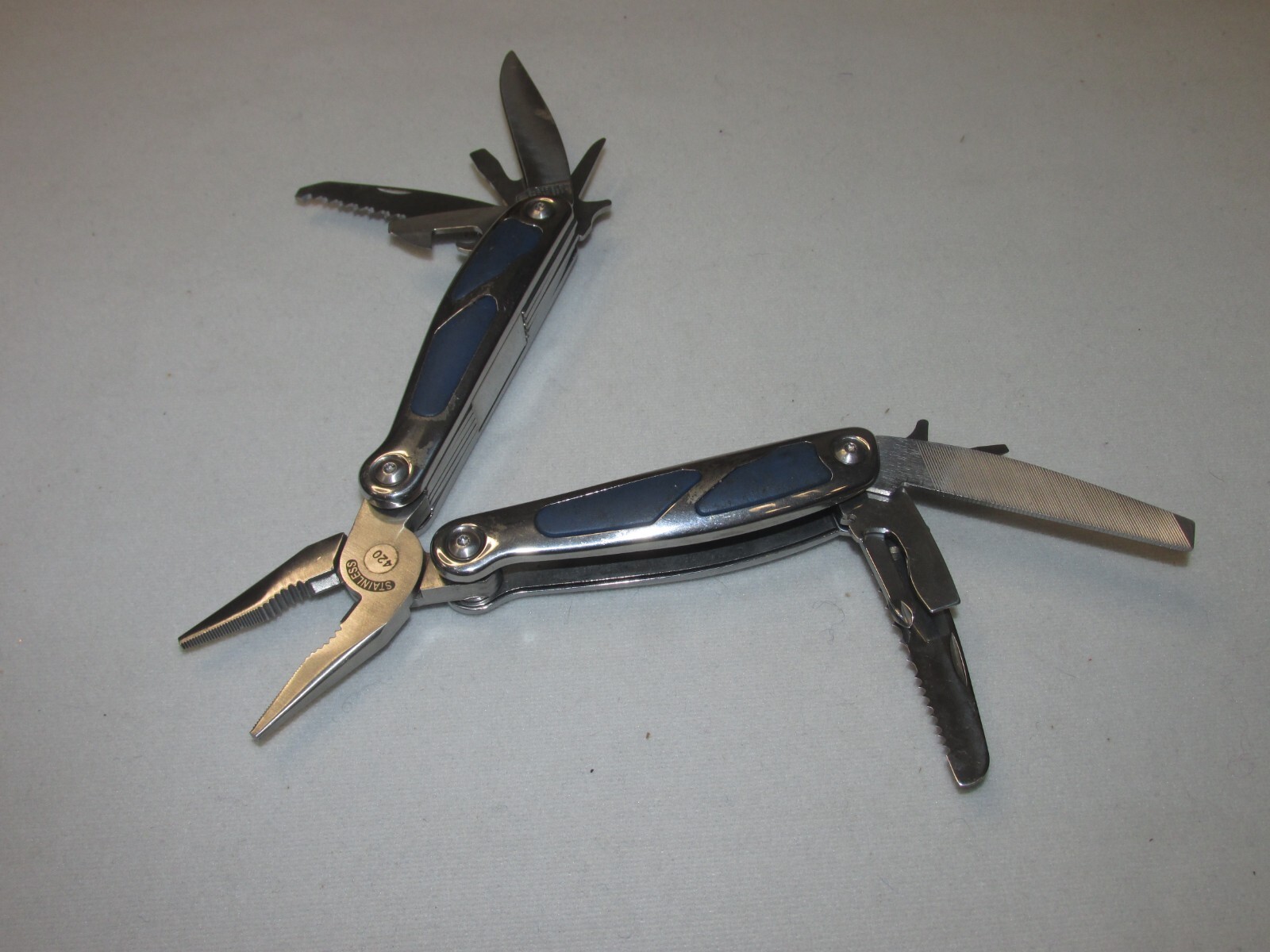 11 Tool Handheld Multi Tool * Unbranded * Pliers Knife Saw Screwdriver