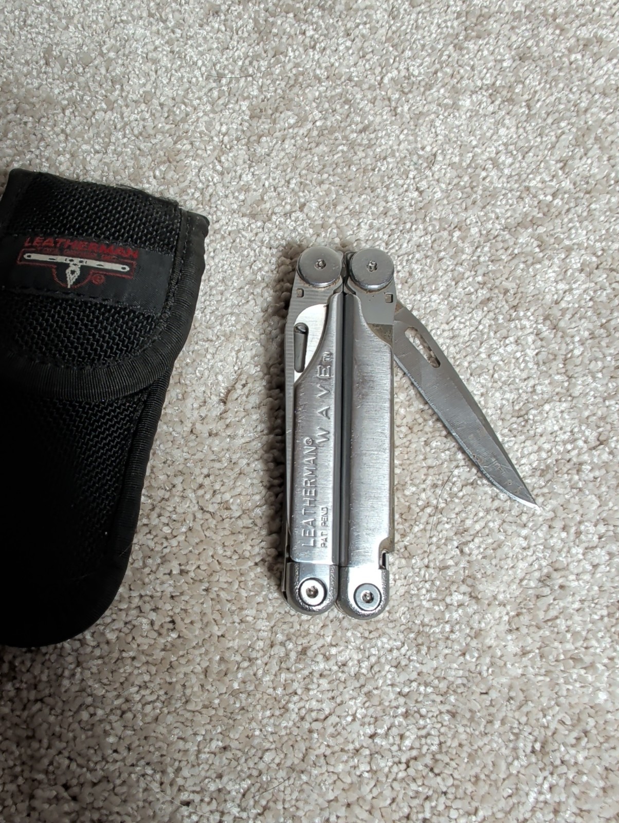 Retired Original Leatherman Wave Multitool w/Sheath