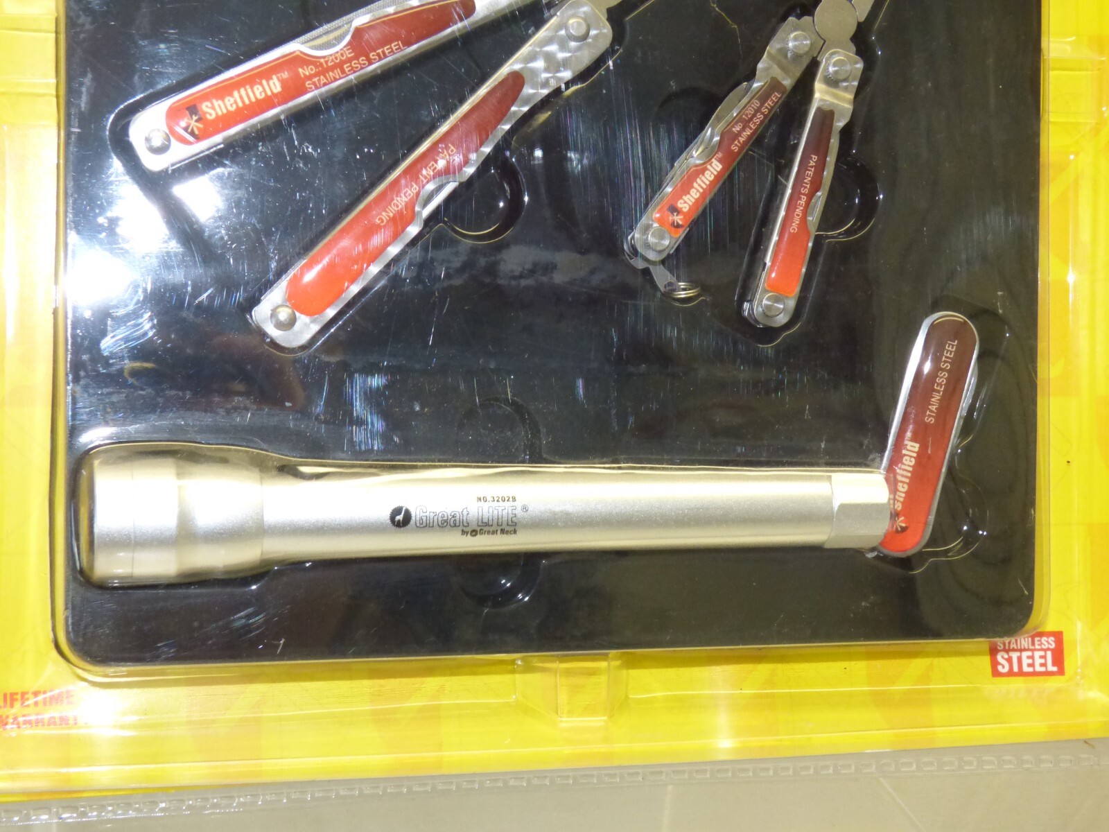 NIP Sheffield Brand NOS 6 Pc Tool Kit 3 Pocket Knife 2 Multi Tool & Flashlight