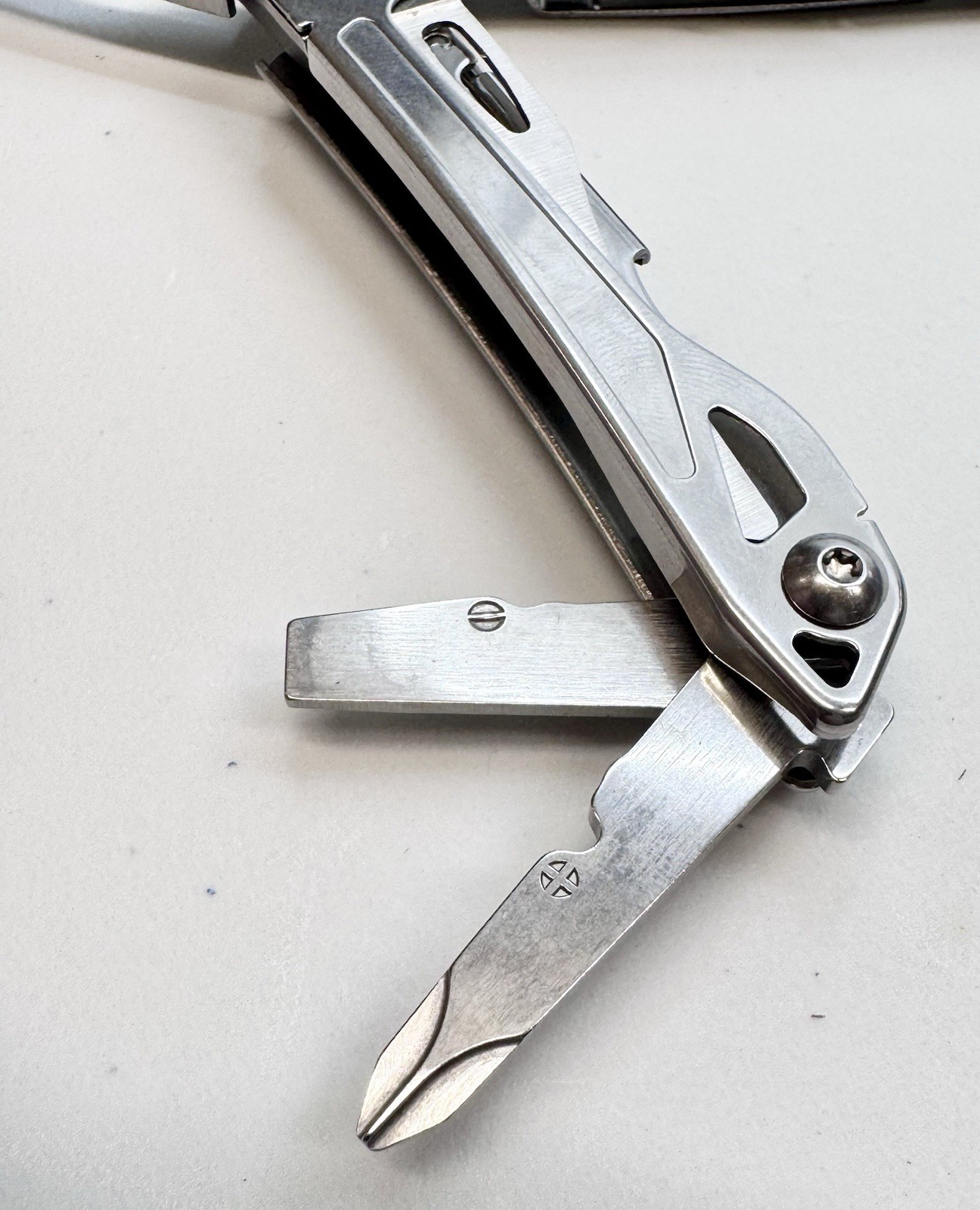 New LEATHERMAN, Sidekick Pocket Size Multitool with Spring-Action Pliers & Saw