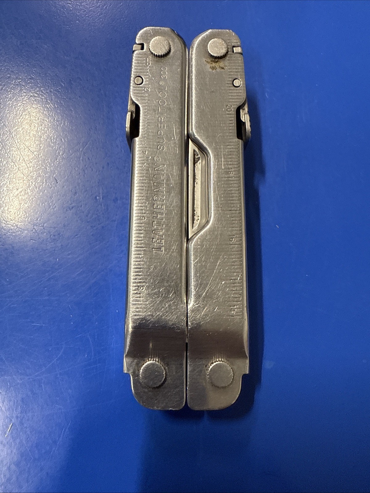 Leatherman Super Tool 300 Multitool Tool No Sheath