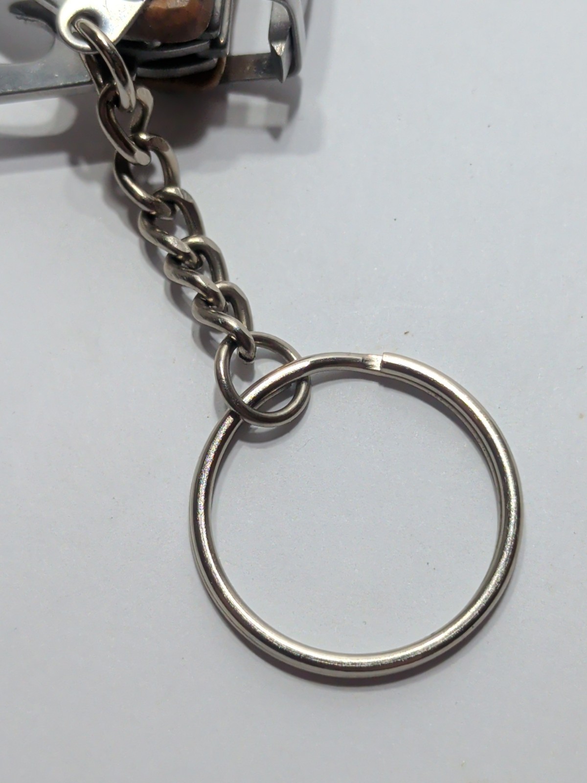 Multi Tool Key Chain – Mini Hammer, Knife, Bottle Opener, Flathead, Pliers, Claw