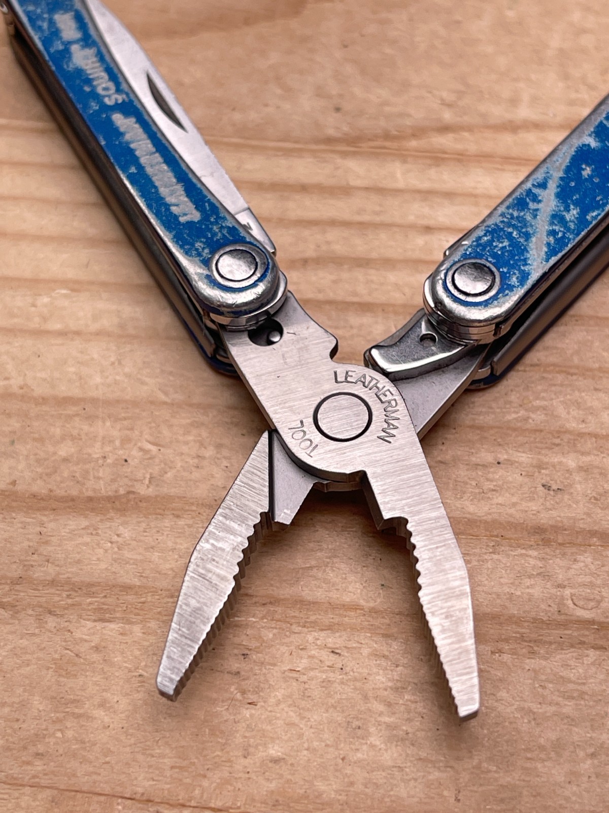 Leatherman Squirt PS4 Blue Multi-tool Knife – Broken Scissors Spring – Retired