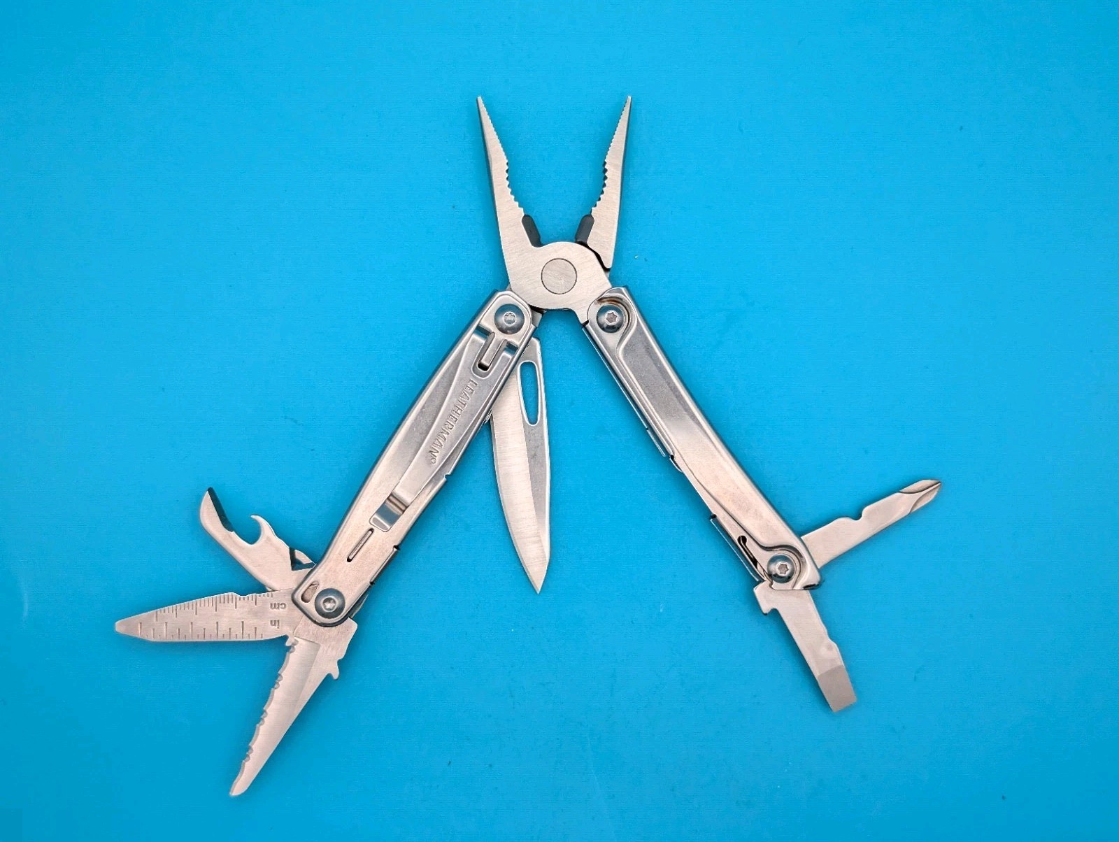 Leatherman Bolster 13 Tool Stainless Steel Multi-Tool!