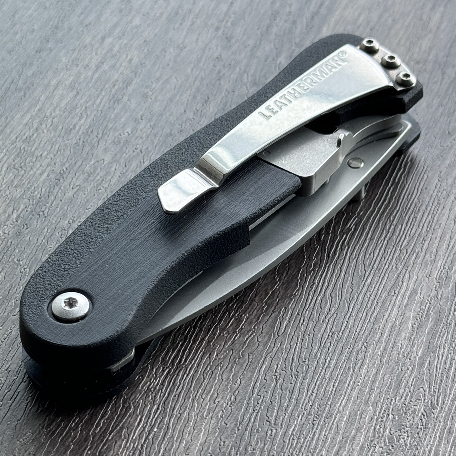 Leatherman c33BX locking liner multitool Product code 860321