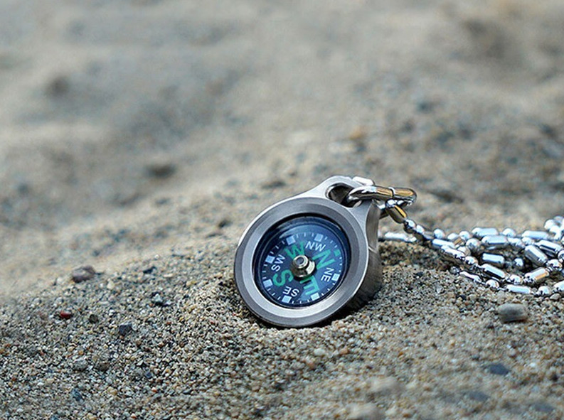 Mini Titanium Keychain Compass for Outdoor Camping Travel EDC Necklace Pendant