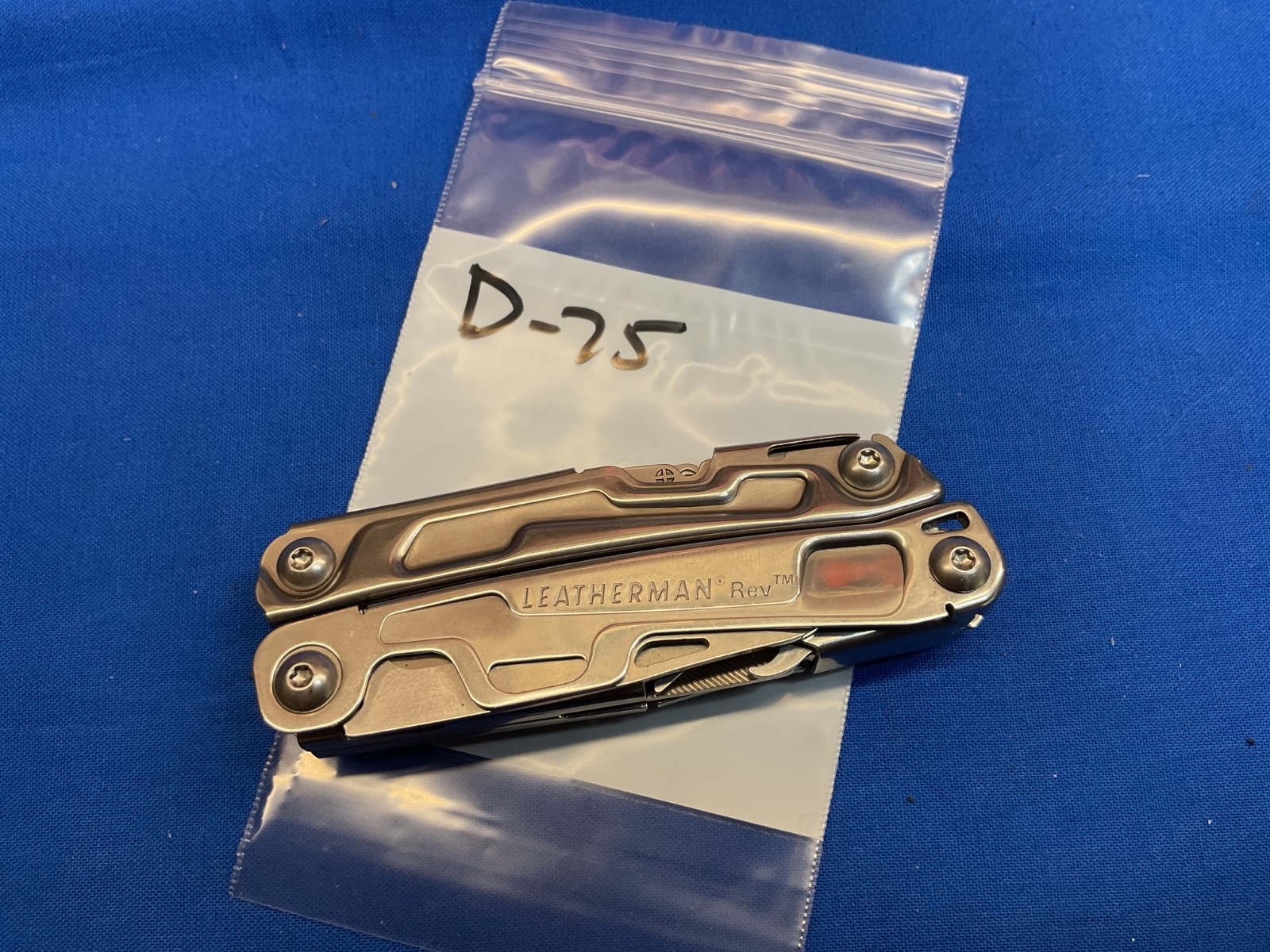 Leatherman Rev Multi-Tool Knife Plier 2020 Date Code