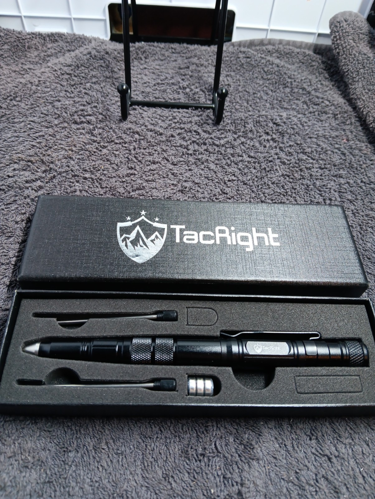 Tacright 6 in1 Tactical Pen Flashlight Glass Breaker EDC Survival Tool Multitool