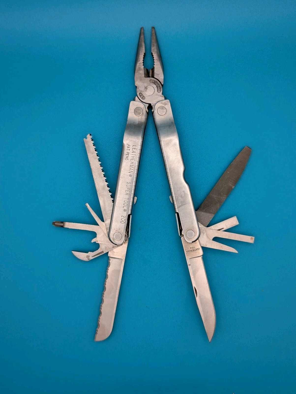 Vintage LEATHERMAN Super TOOL 200 Multi Tool! 07/01 Date Stamp!