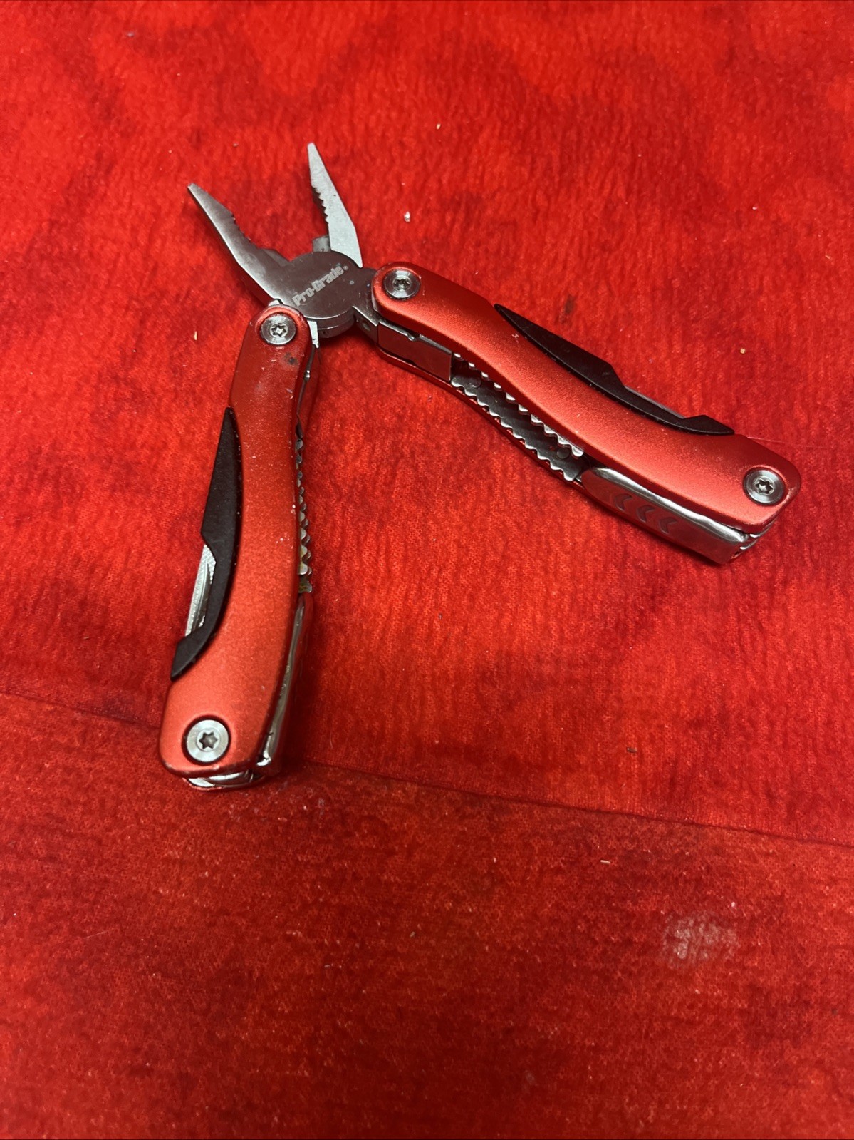 PRO-GRADE MULTI-TOOL POCKET TOOL UTILITY KNIFE (k34)
