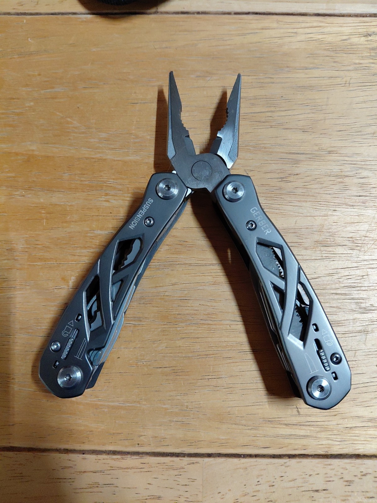 Gerber Suspension Multi-Tool Used, Good Condition With Sheath