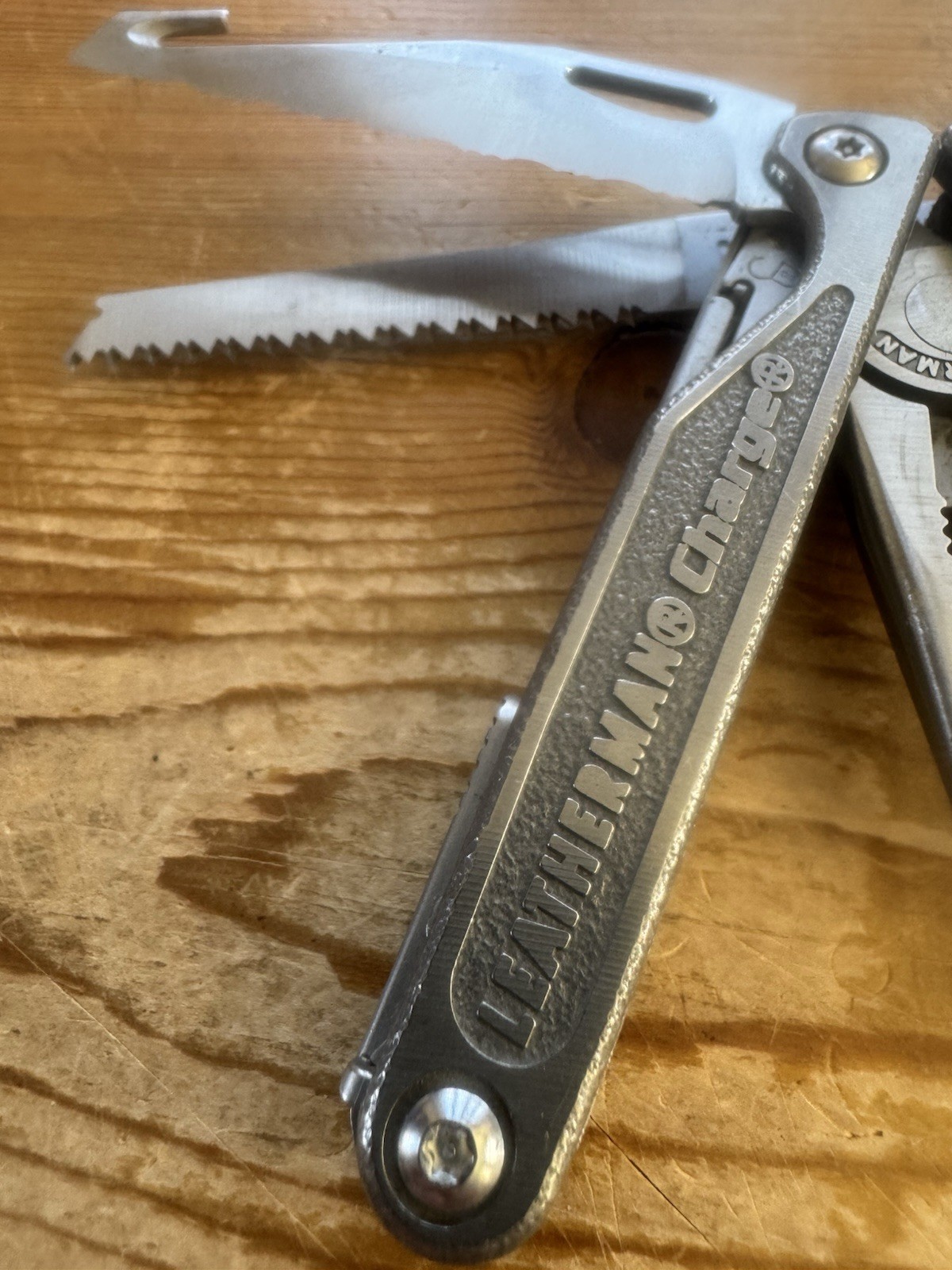 Leatherman Charge XTI S30V Blade Multi-Tool Blasting Cap Crimper Belt Cutter
