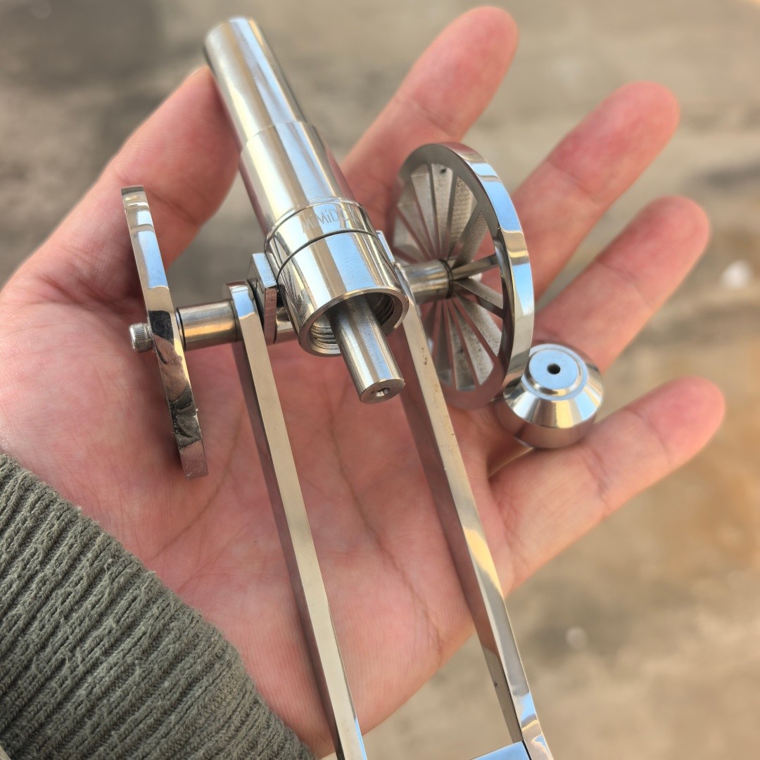 Stainless steel Handicrafts Retro European artillery Model EDC Toy