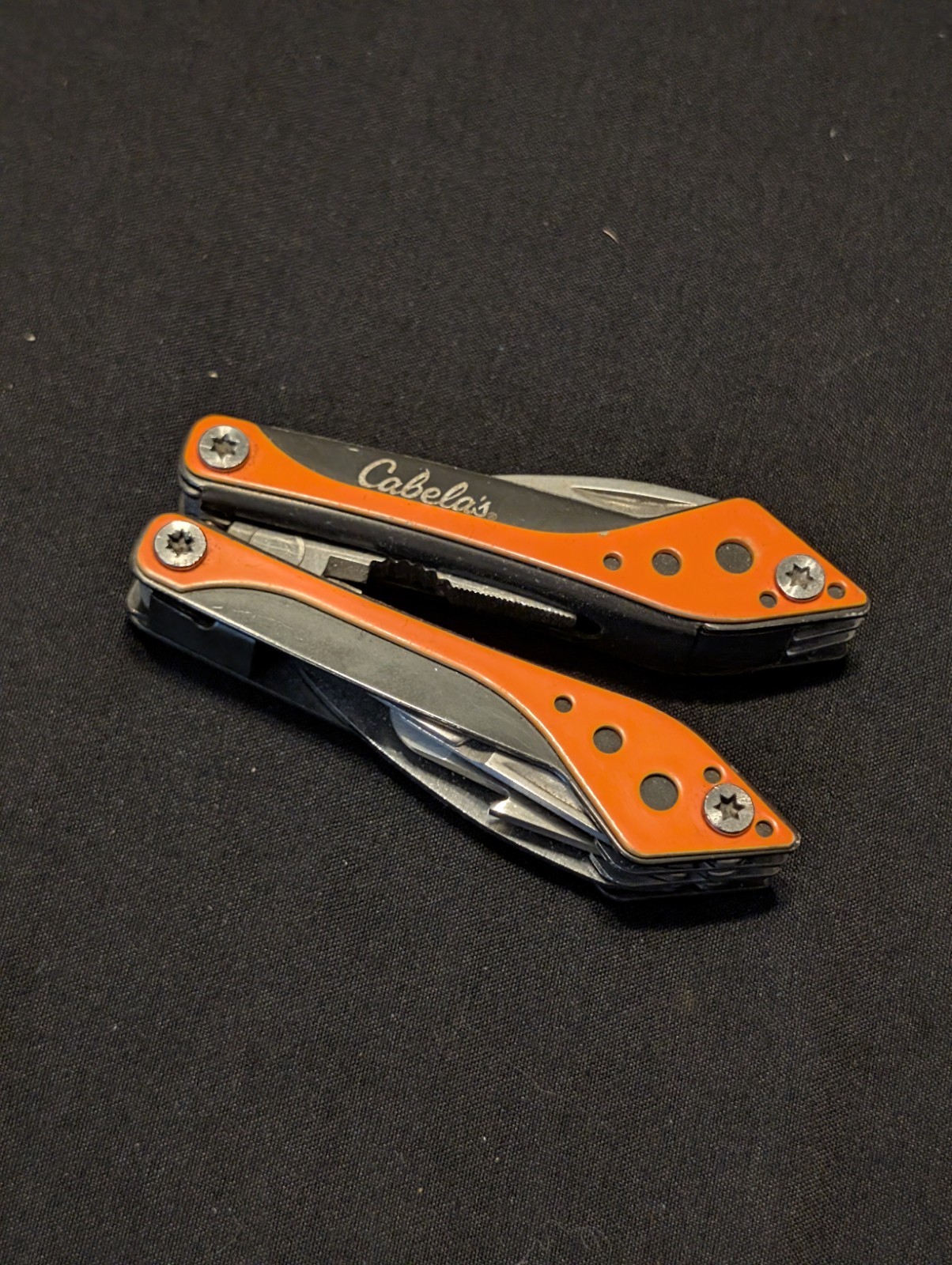 Cabela’s 7-in-1 Stainless Steel Neon Orange Knife Blade and Pliers Set