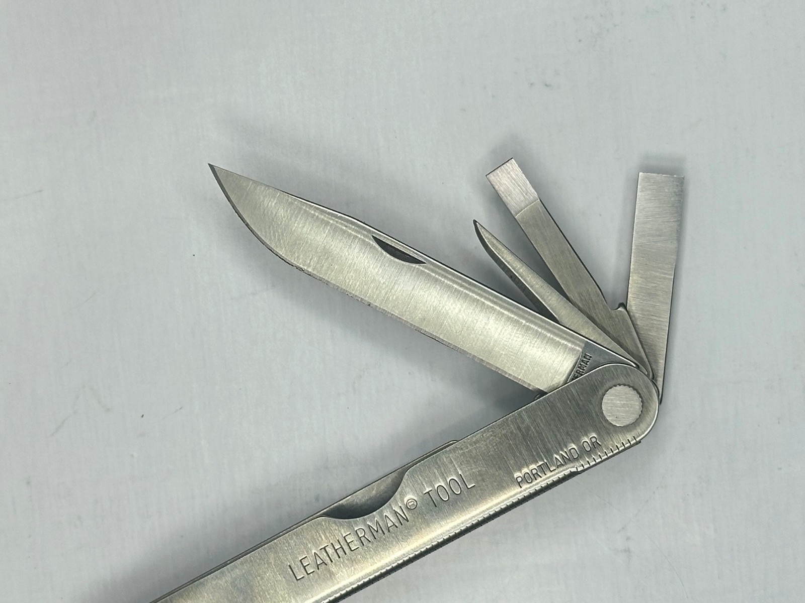 Vintage 2002 Leatherman Portland OR Multi Tool w/Nylon Sheath Oilfield 15 Years