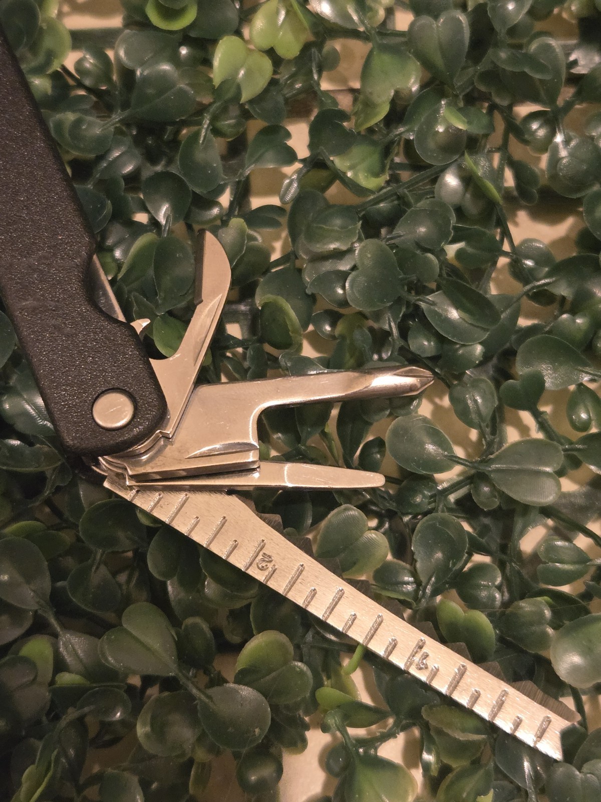 Coleman Multitool with Carrying Case