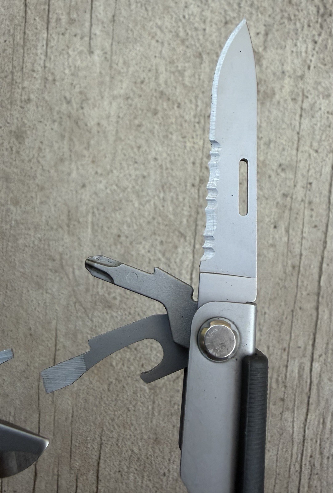 GERBER USA MP400 COMPACT SPORT EDC MULTI-TOOL PLIERS KNIFE SCISSORS & SHEATH EXC