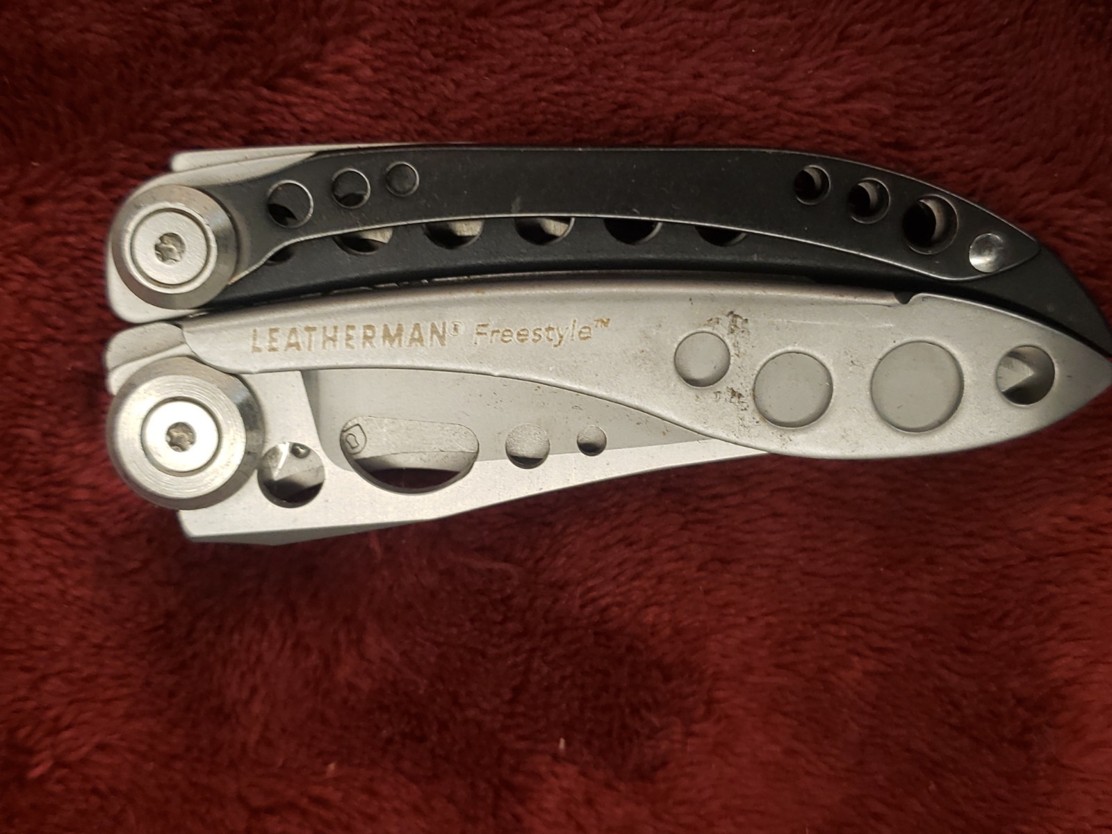 🔪 Leatherman Freestyle Multi-Tool Pliers Knife Free style