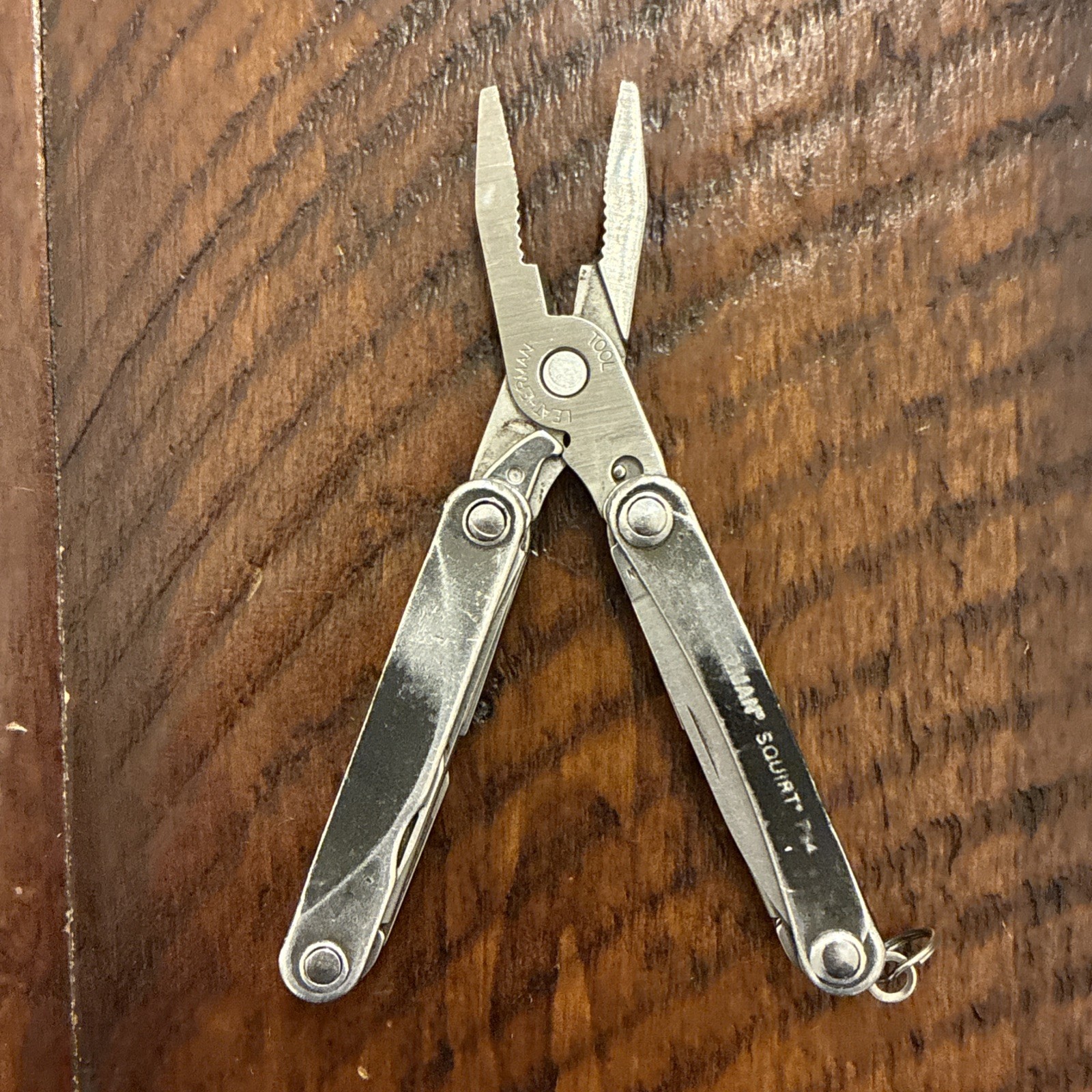 Leatherman SQUIRT PS4 Multi-Tool With Pliers Scissors Knife – Read Description