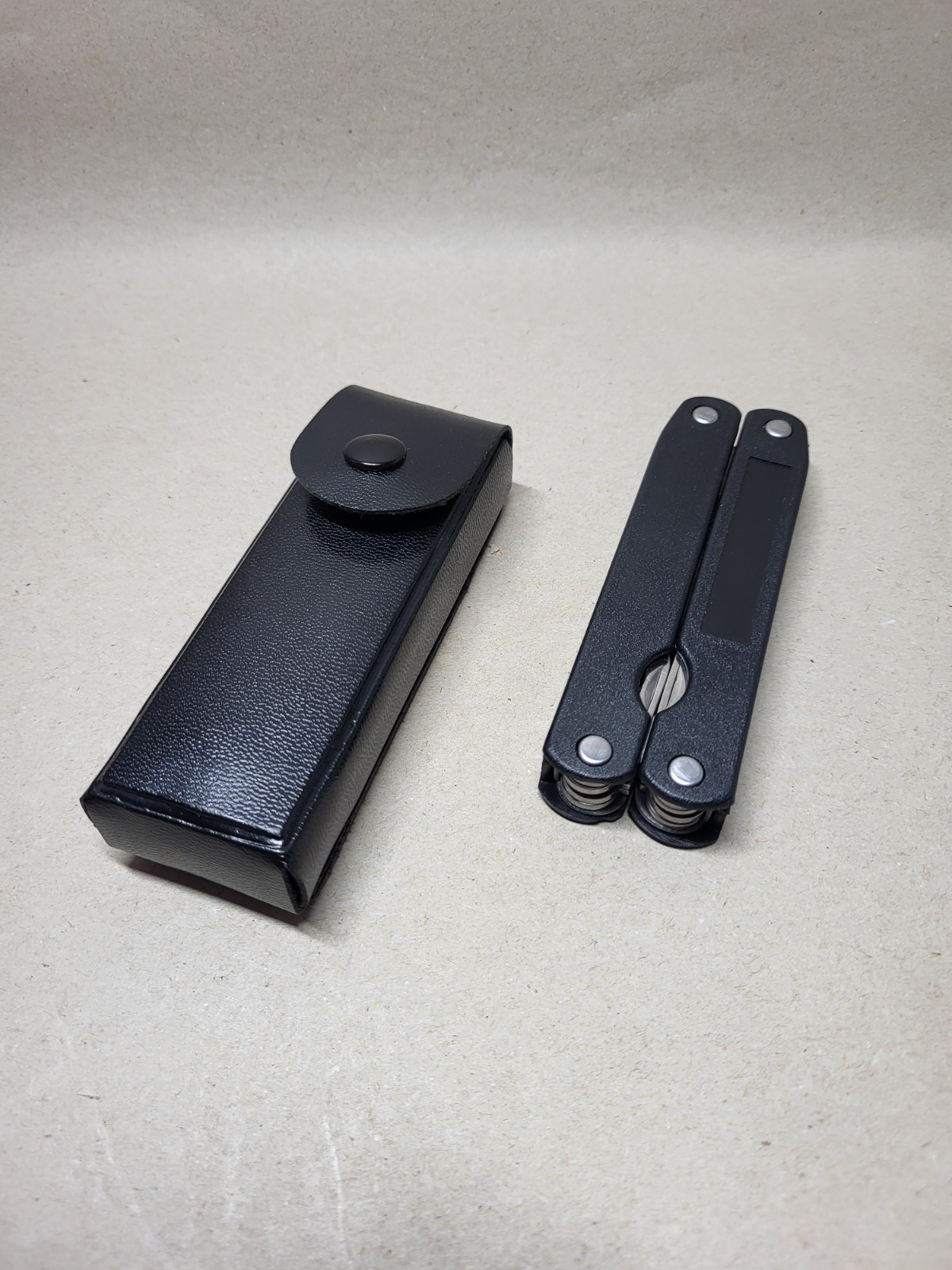 Unused✅# CJH Herbertz Multi Tool in Case # 109800 # in Original Box # 90s Vintage