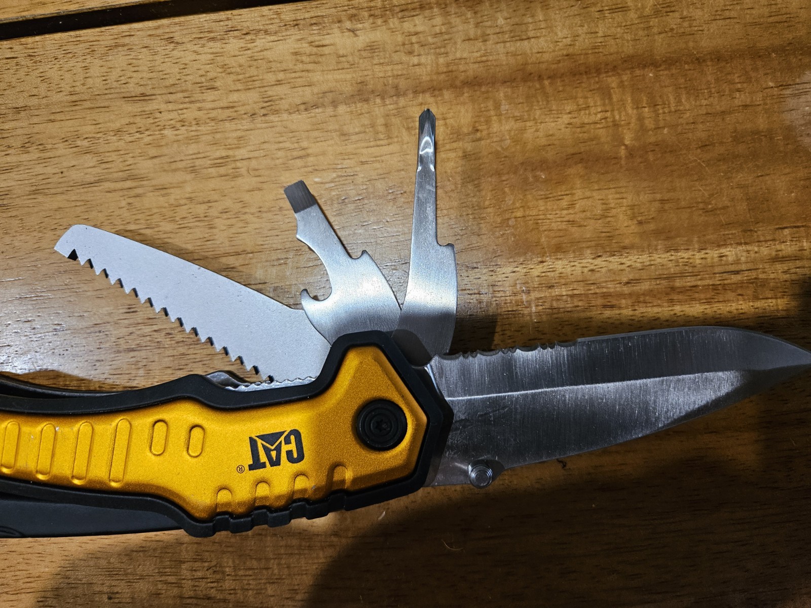 Cat Brand XL multitool 9 In 1