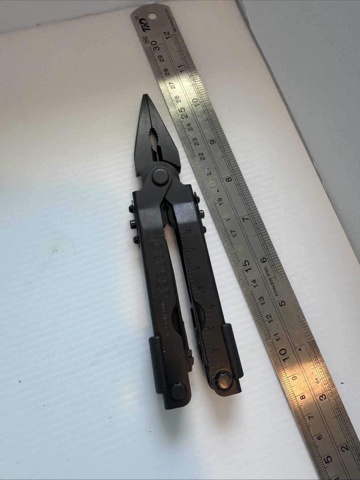 Gerber MP 600 Multi-Tool Pliers with Sheath Black Super Nice