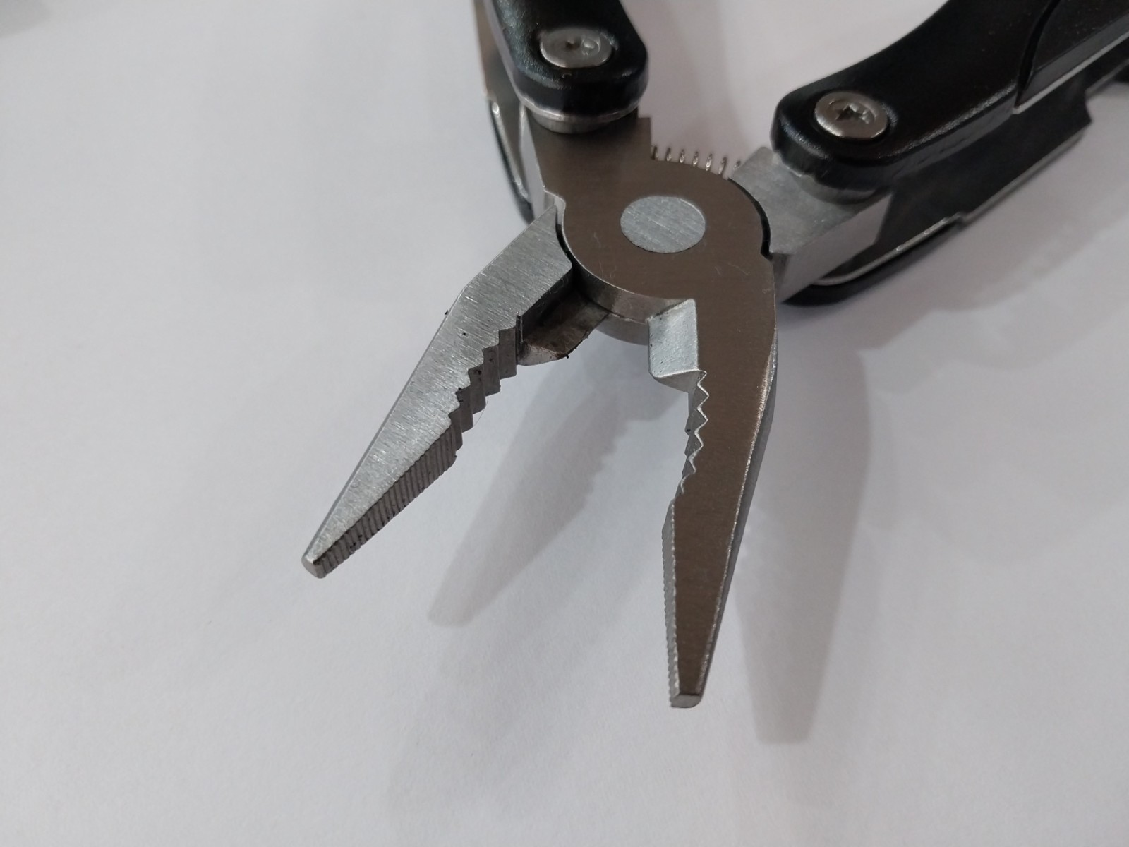 WORKZONE Multi Tool PLIERS IN POUCH