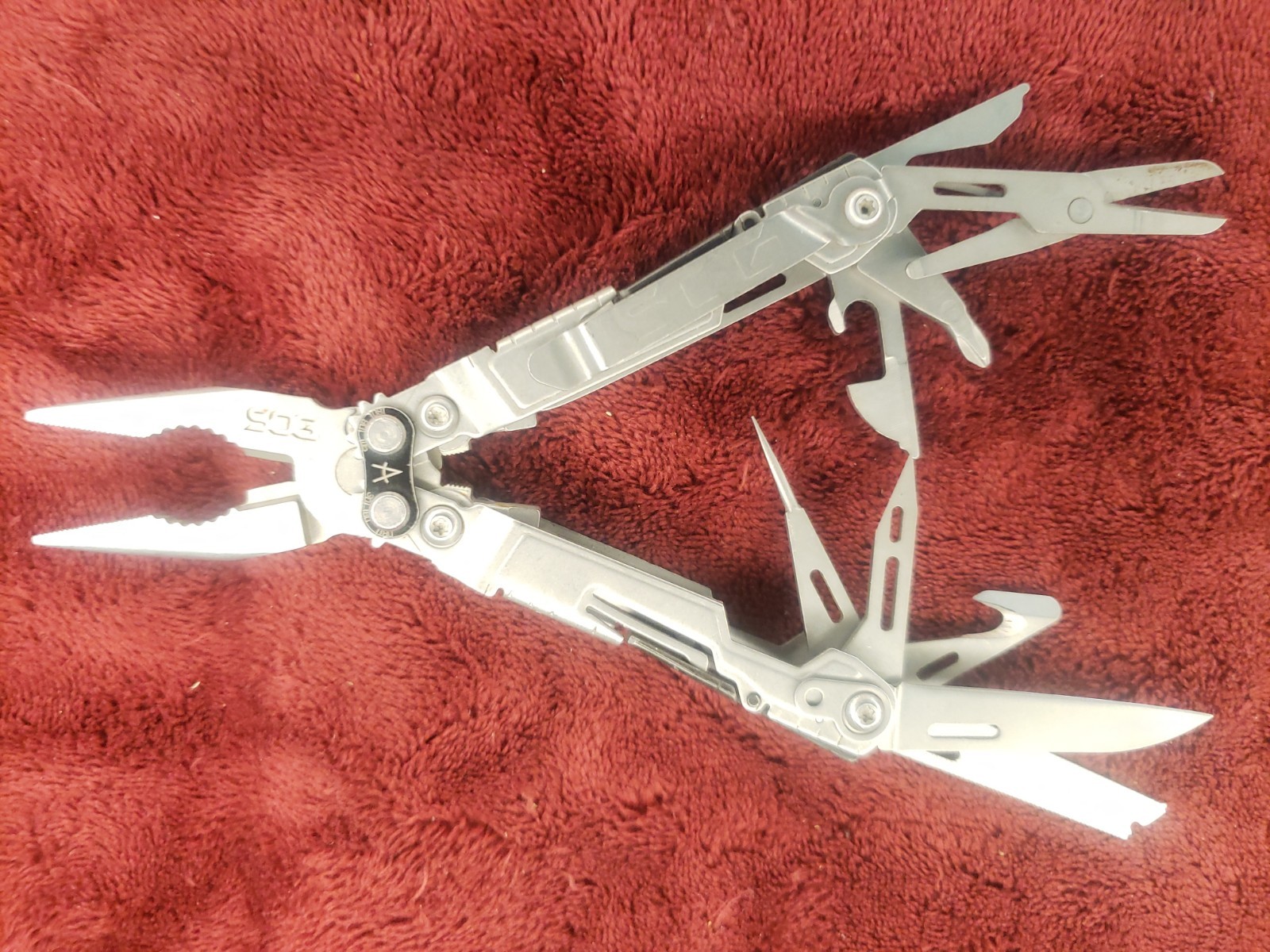 SOG PowerPint Multi-Tool Pocket Knife Folding Pliers