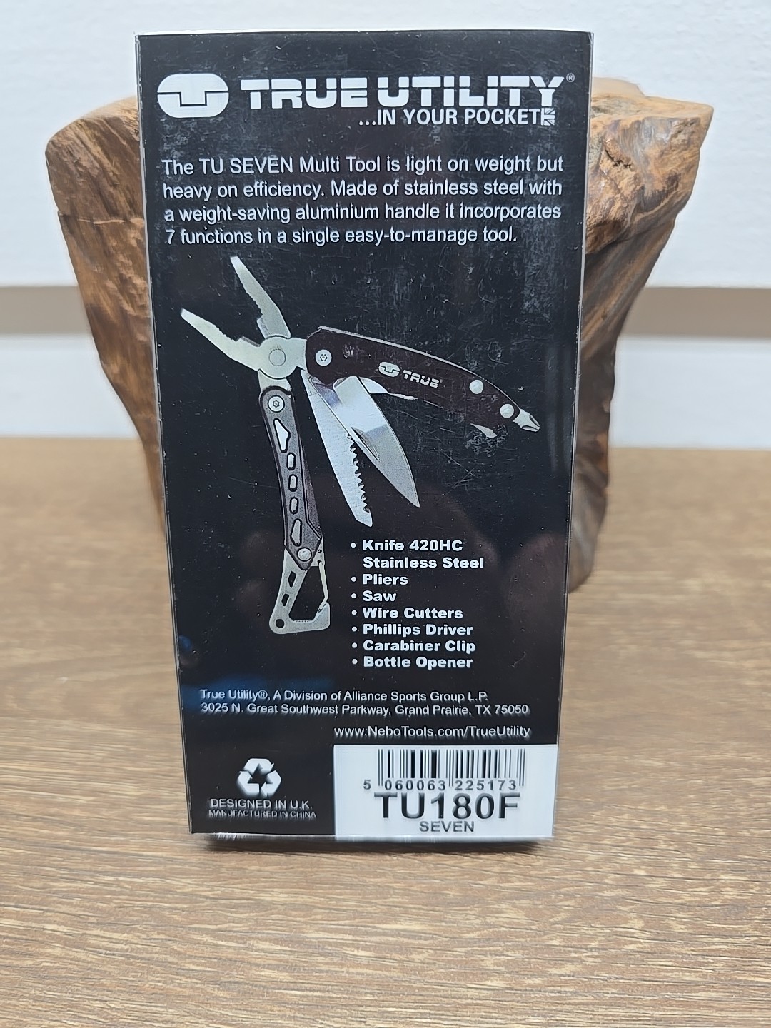 True Utility TU180F Seven Multi-Tool Saw Knife Wire Cutters Pliers Screwdriver..
