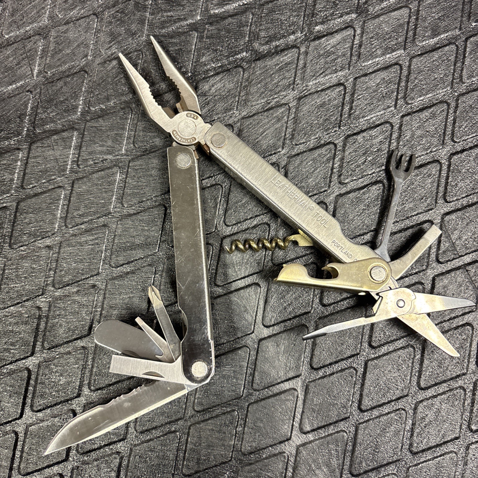 Leatherman Flair Multi Tool Folding Knife Corkscrew Rare Stamped 10/99