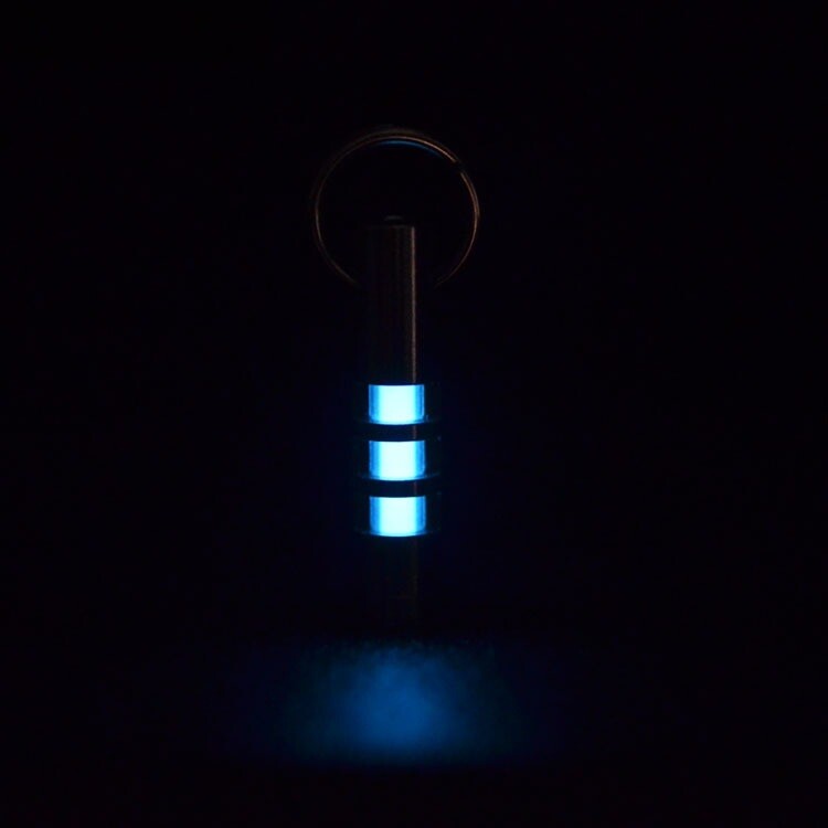 Glow in the Dark Titanium Keychian Necklace Pendant EDC Charm 25 Years Life Gift