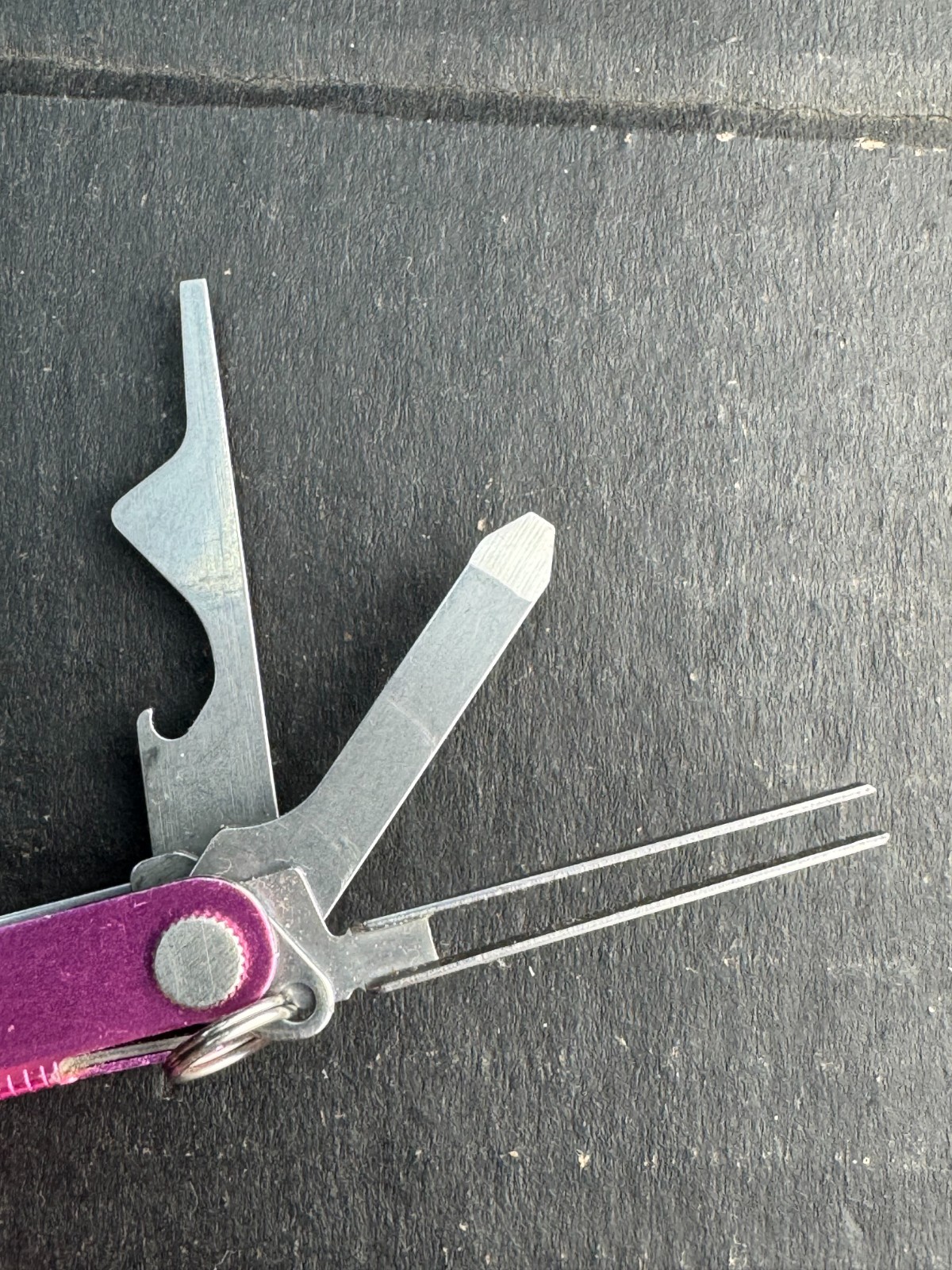 Leatherman Micra 10 in 1 Multitool Anodized Aluminum – Pink